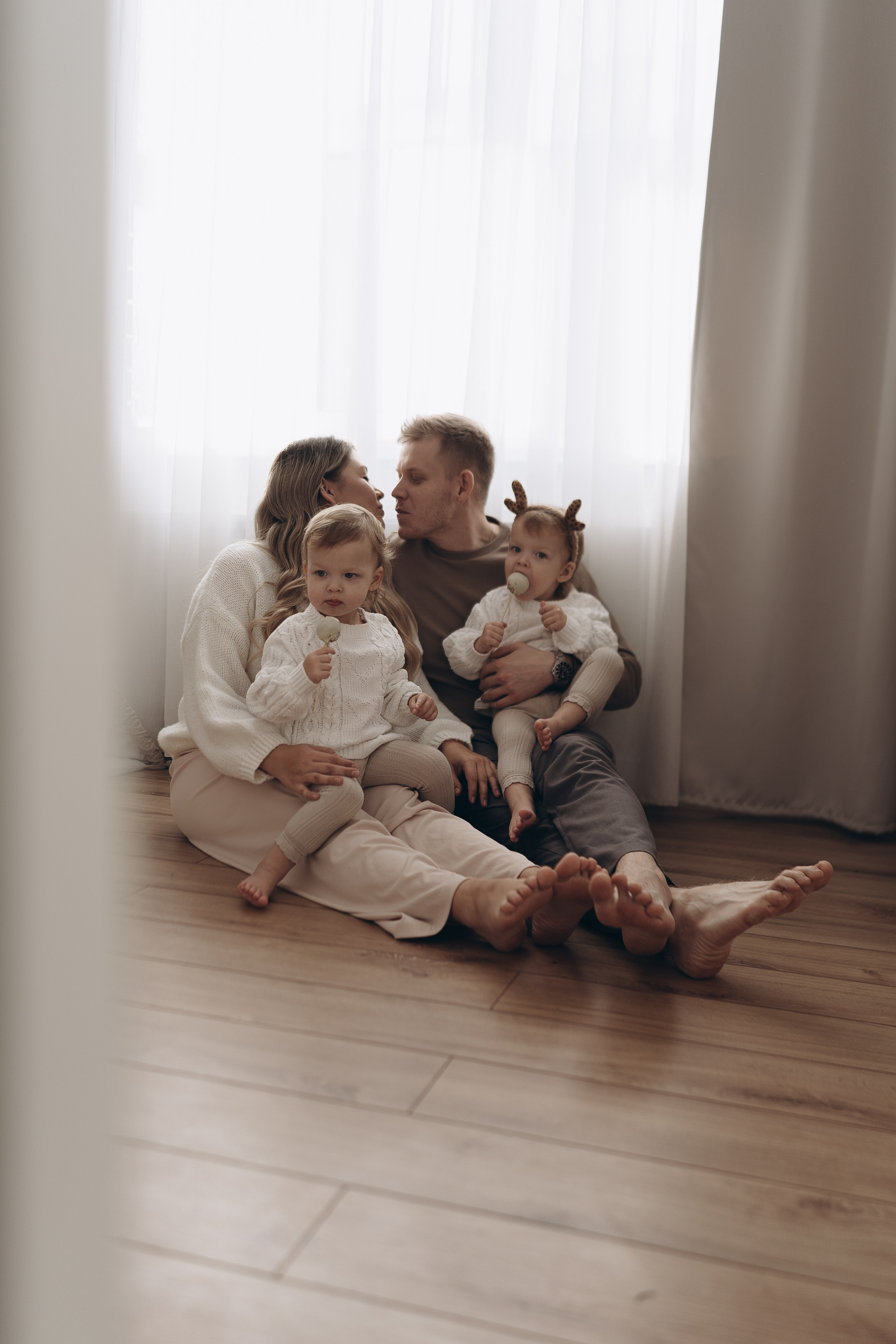 Лёша, Лена, Ева и Лея. Семейный и домашний фотограф в Уфе Ирина Гарасюта