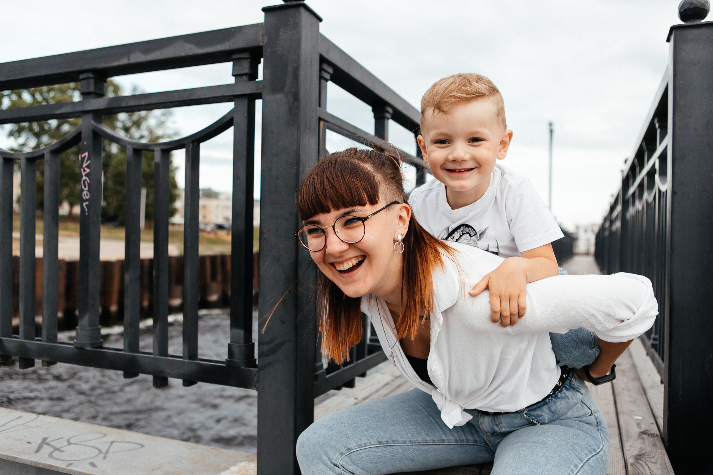 Кристина и сын. Фотограф Артем Утешев