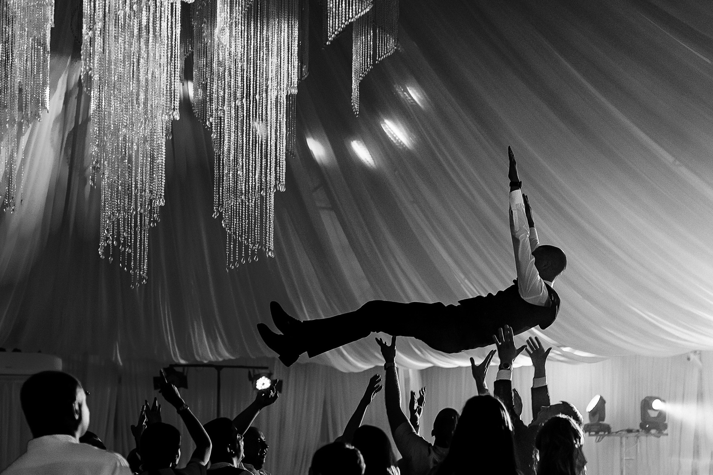 Свадебная фотография в Петербурге. VERSLIBRE | Свадебный и репортажный фотограф в Санкт-Петербурге