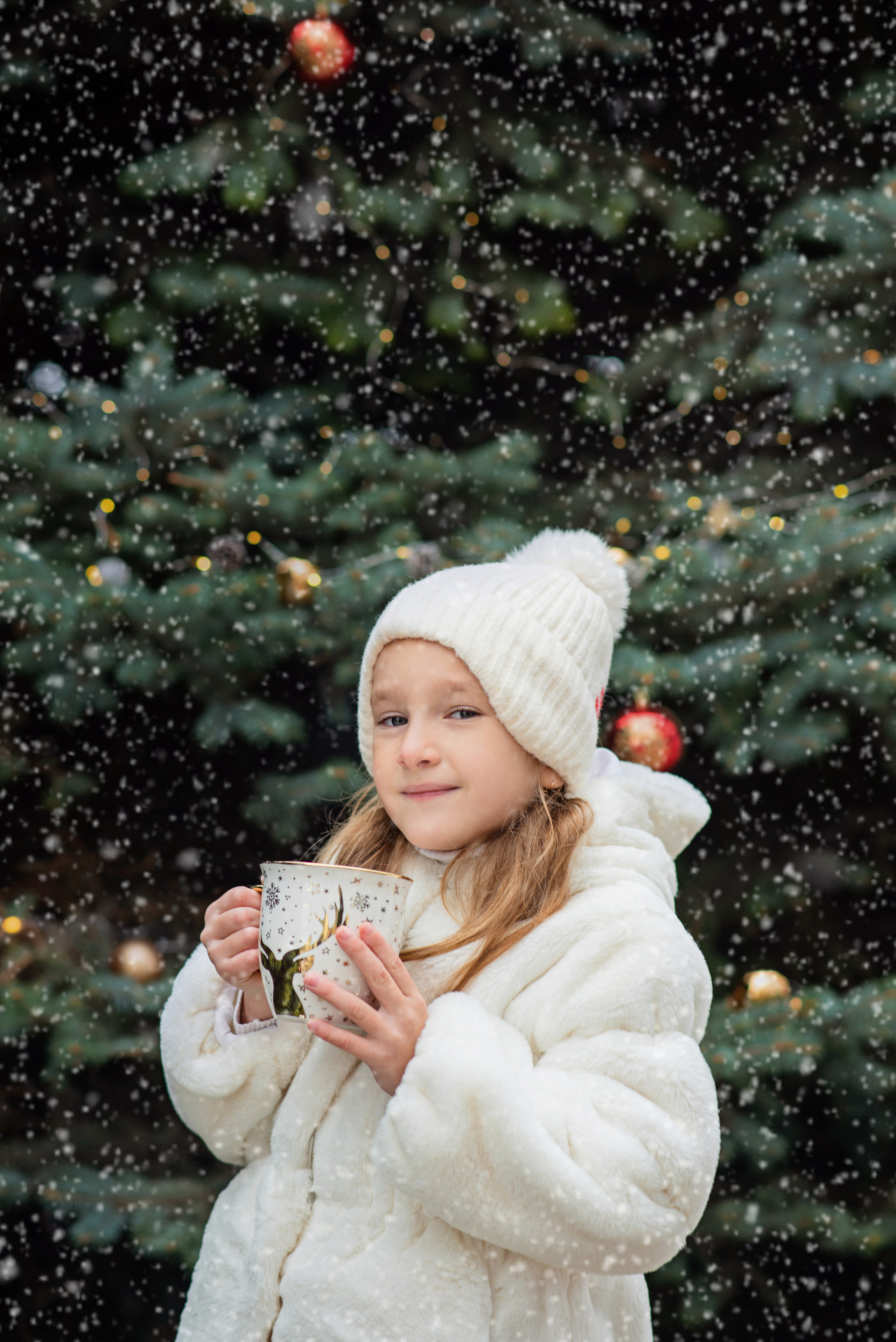 Наряжаем елочки. Детский и семейный фотограф выпускной альбом Приморско-Ахтарск