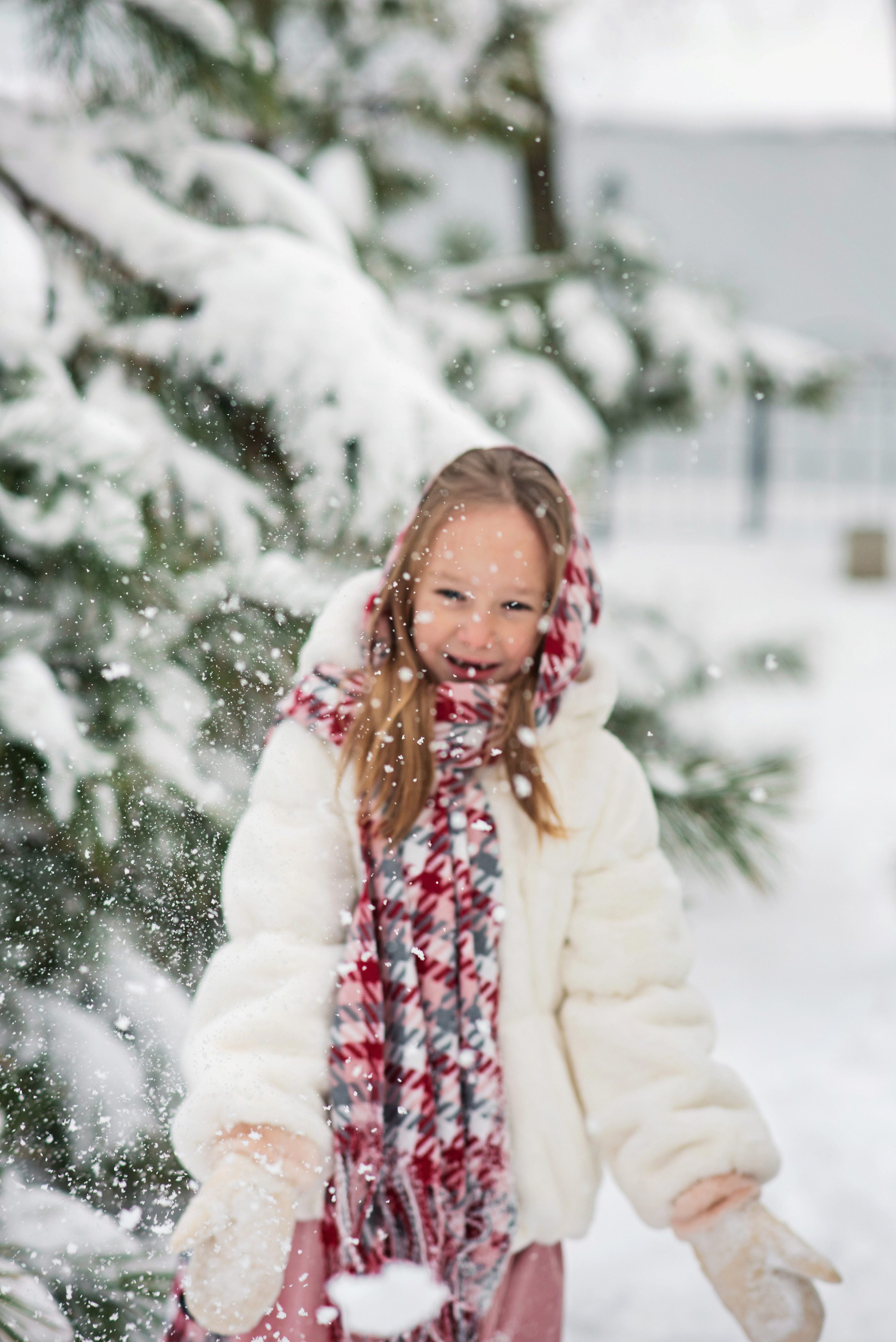 Снежная зима. Детский и семейный фотограф выпускной альбом Приморско-Ахтарск