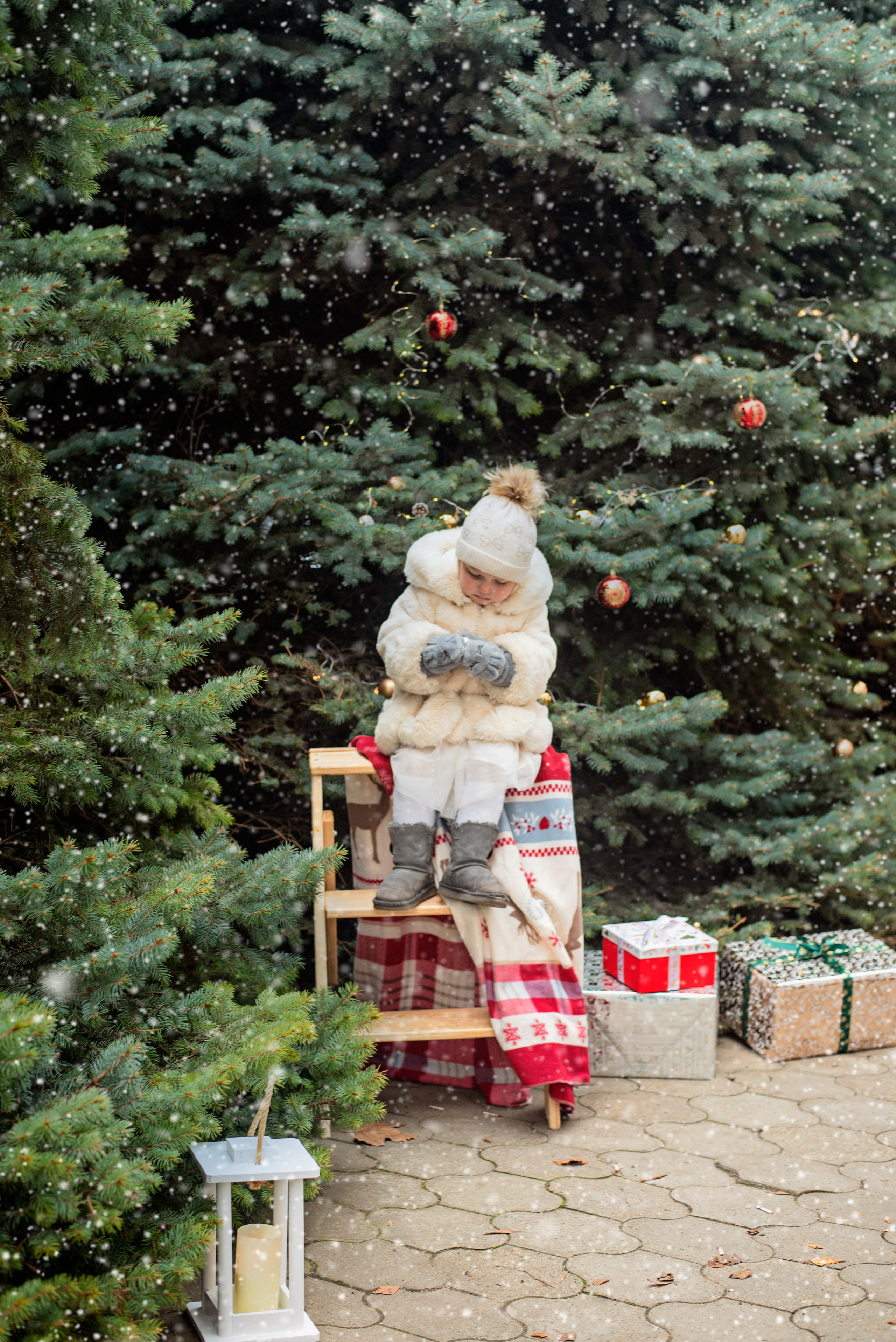 Наряжаем елочки. Детский и семейный фотограф выпускной альбом Приморско-Ахтарск