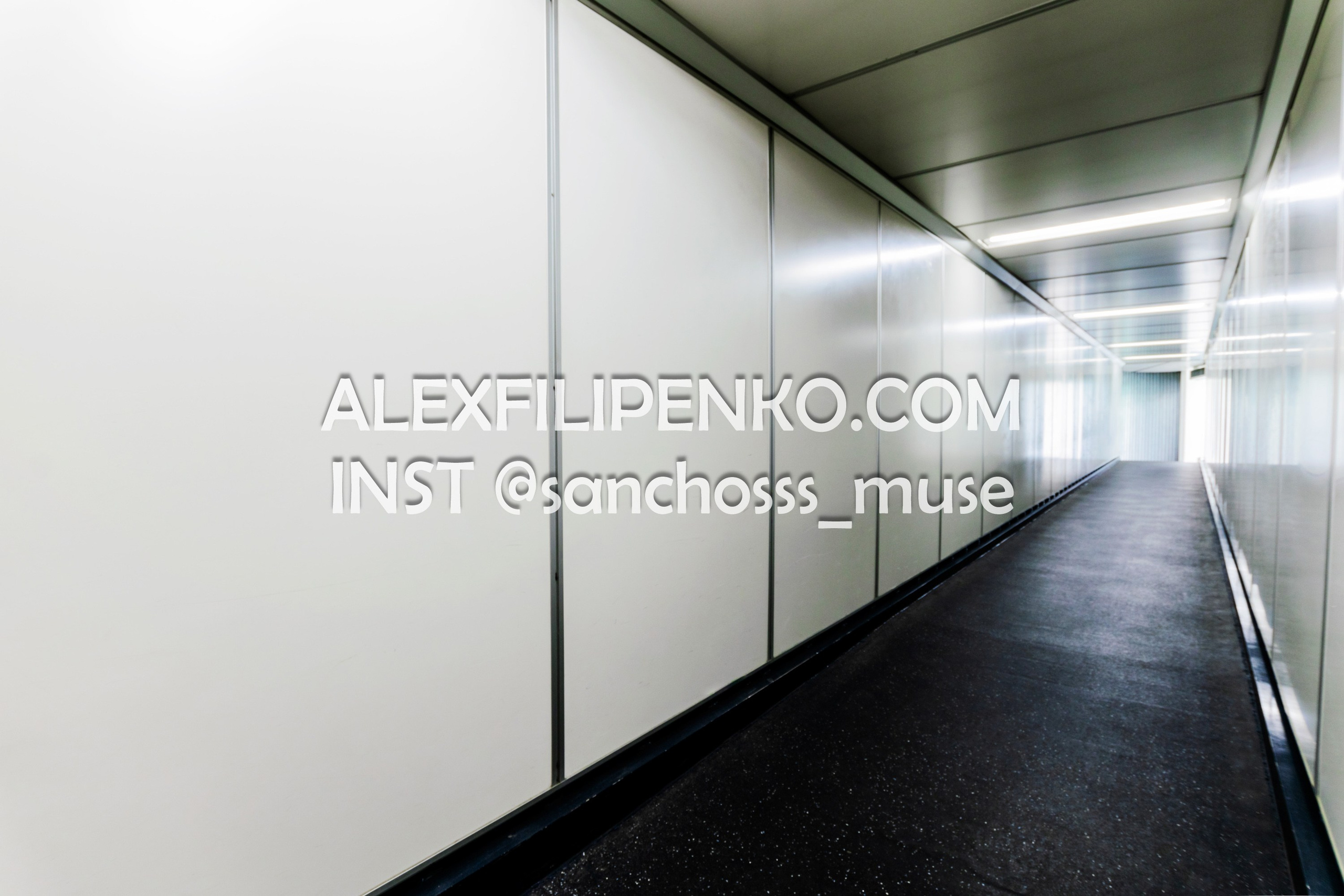 Фотосъемка для рекламного оператора MYD Production в Аэропорту Астаны. Фотограф интерьера недвижимости и архитектуры в Астане