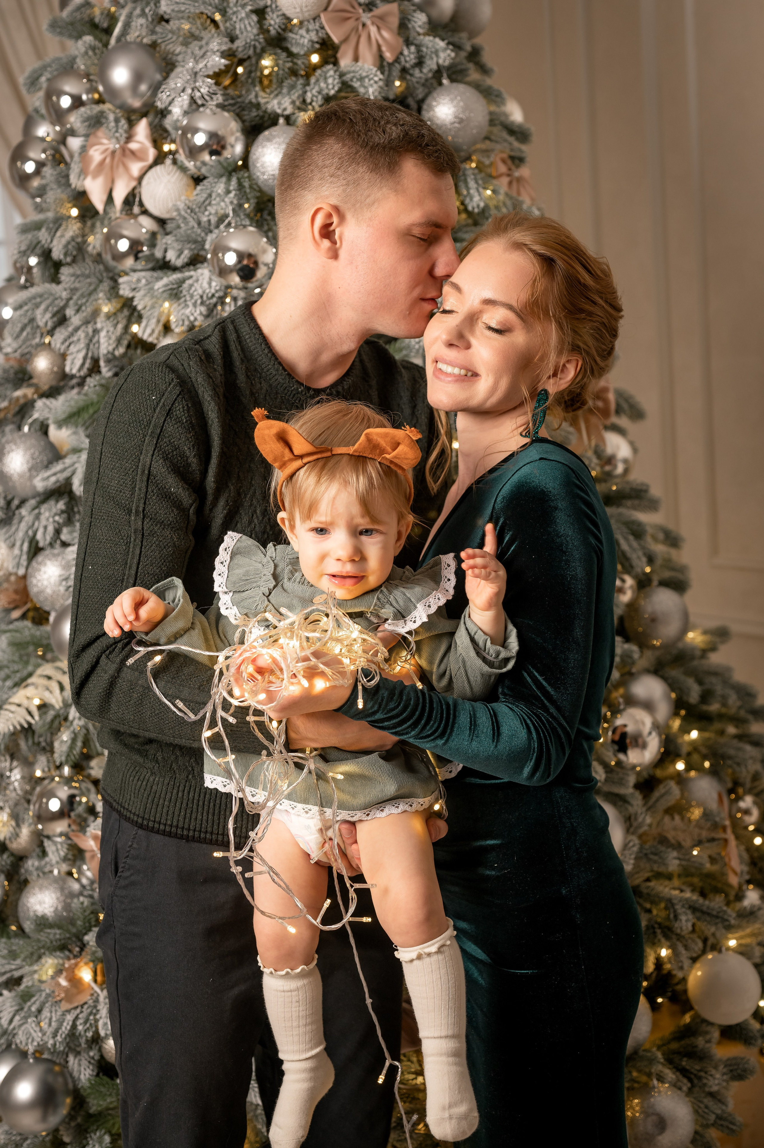 Новый год в студии. Фотограф новорождённых, семейный, школьный в городе Калуге Евгения