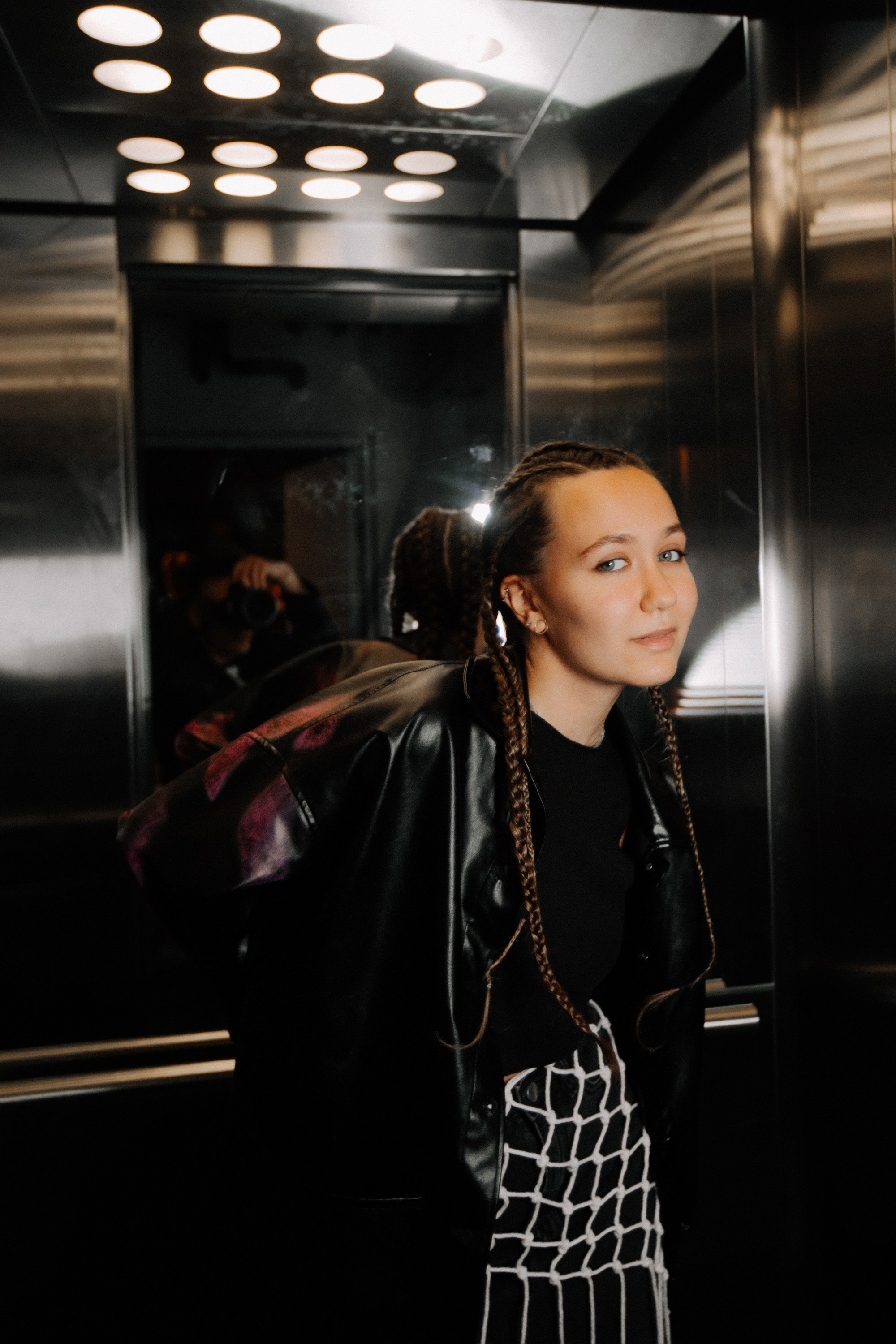 Fashion week 23. Home