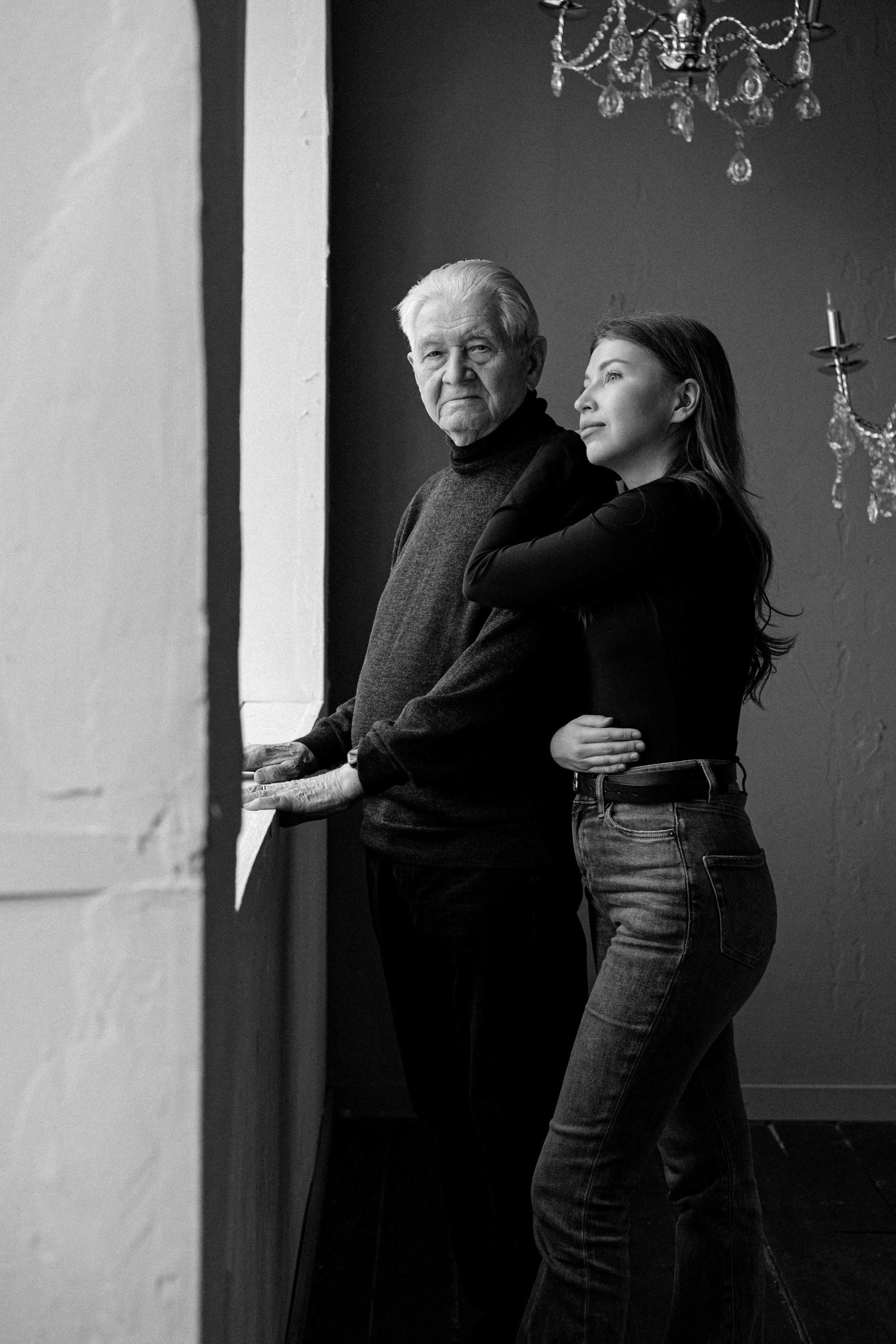 Анастасия и дедушка. Свадебный и семейный фотограф в Калининграде Анастасия Гриценко