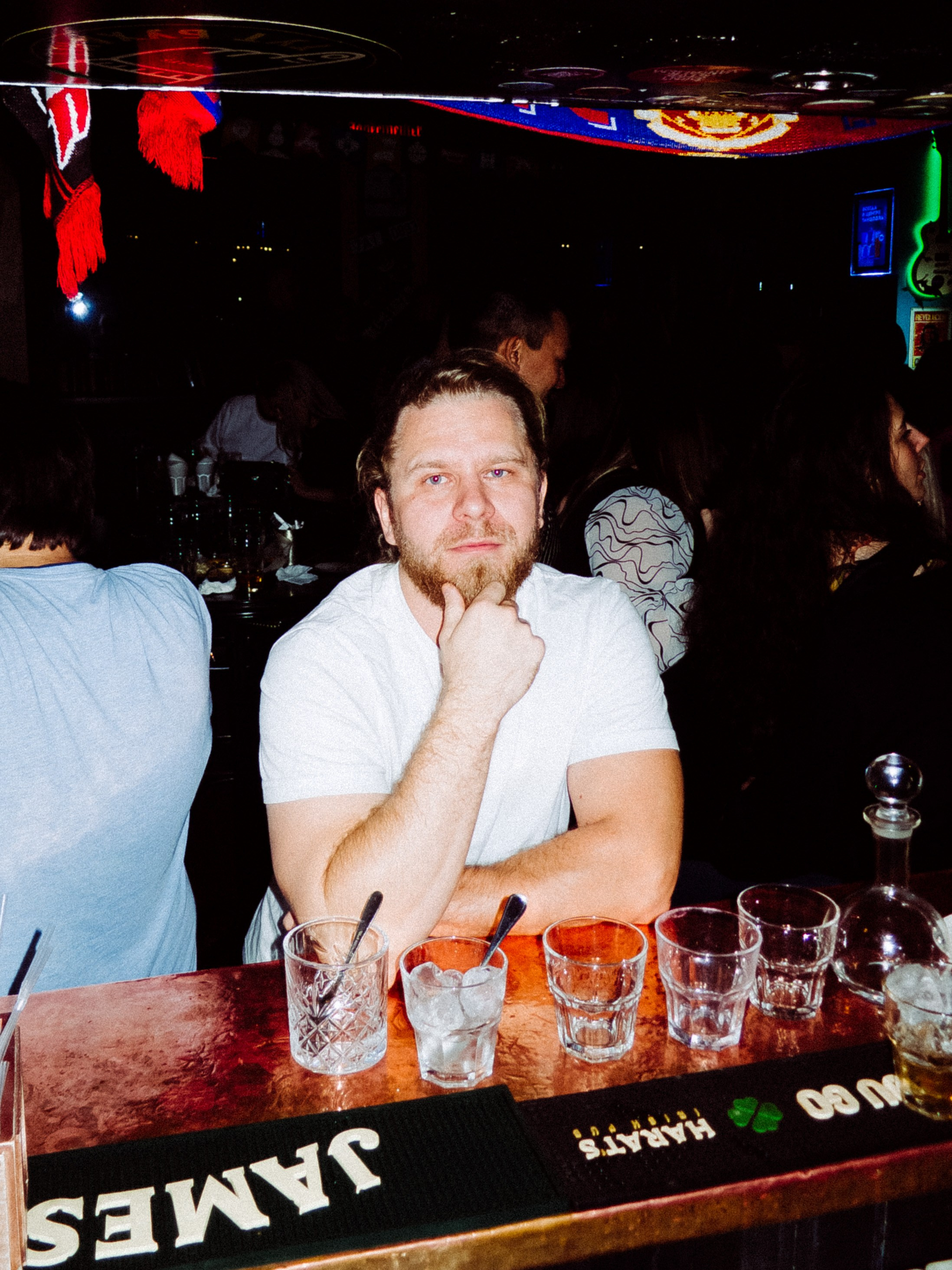 Репортажный фотосъемка в барах и ресторанах