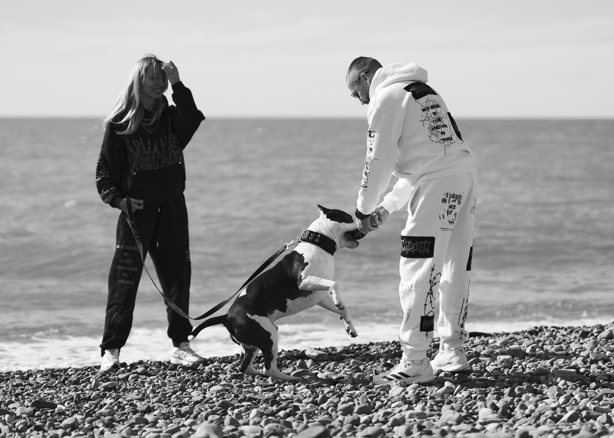 фотосессия на море с собакой