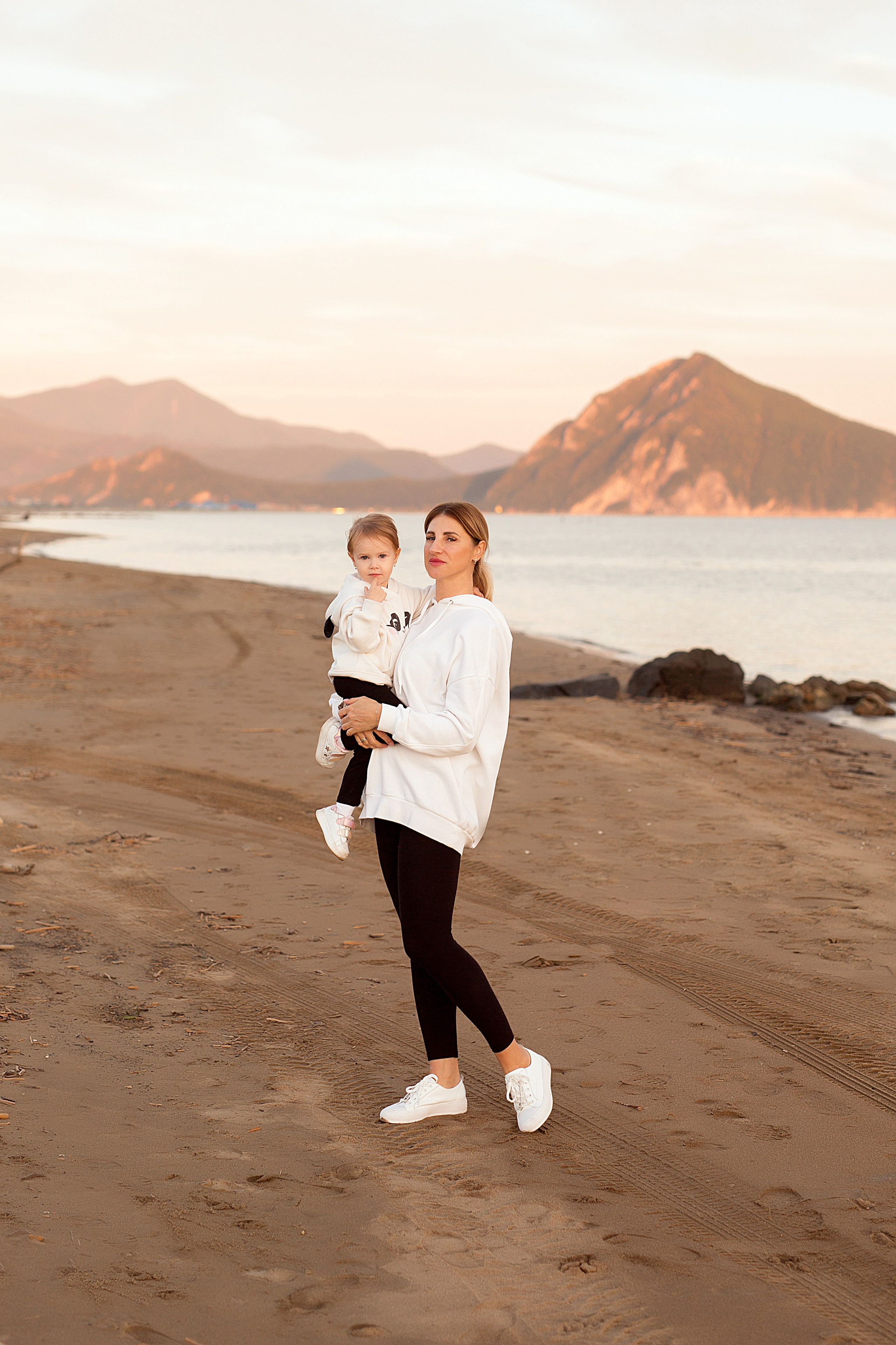 Прогулка на маяке. Людмила Далидович топовый семейный фотограф Находка/Владивосток