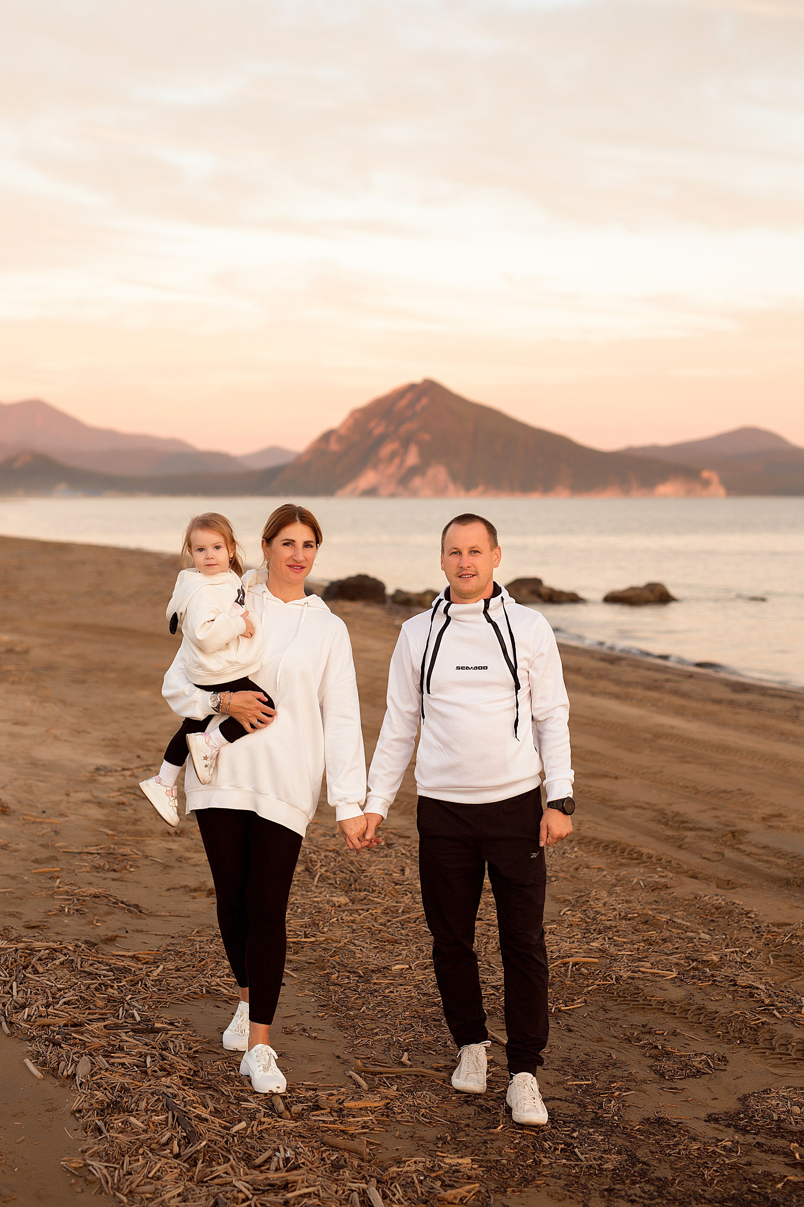 Прогулка на маяке. Людмила Далидович топовый семейный фотограф Находка/Владивосток