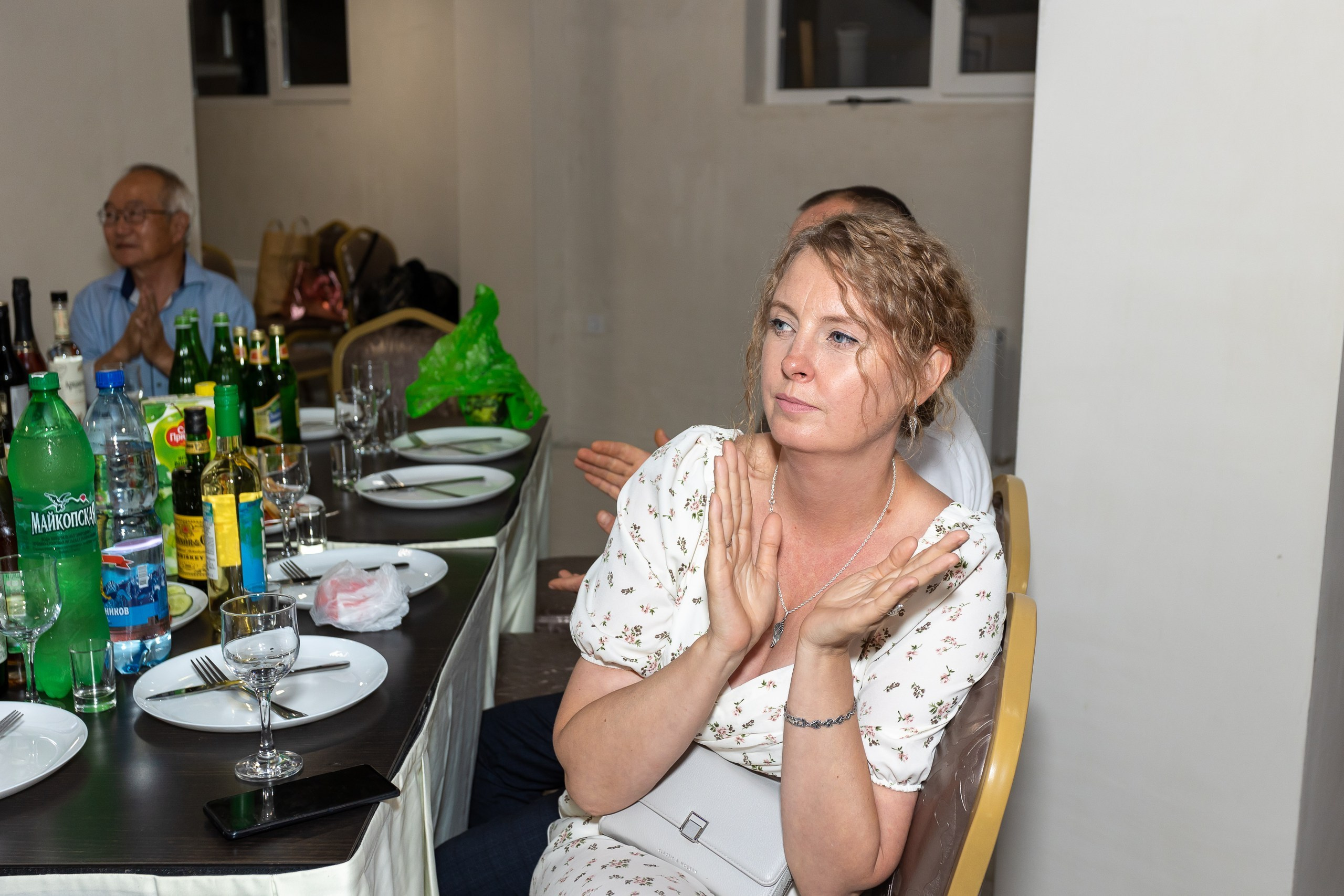 Вручение аттестата и выпускной вечер. Выпускные альбомы Майкоп, Краснодар Елена Золотарева