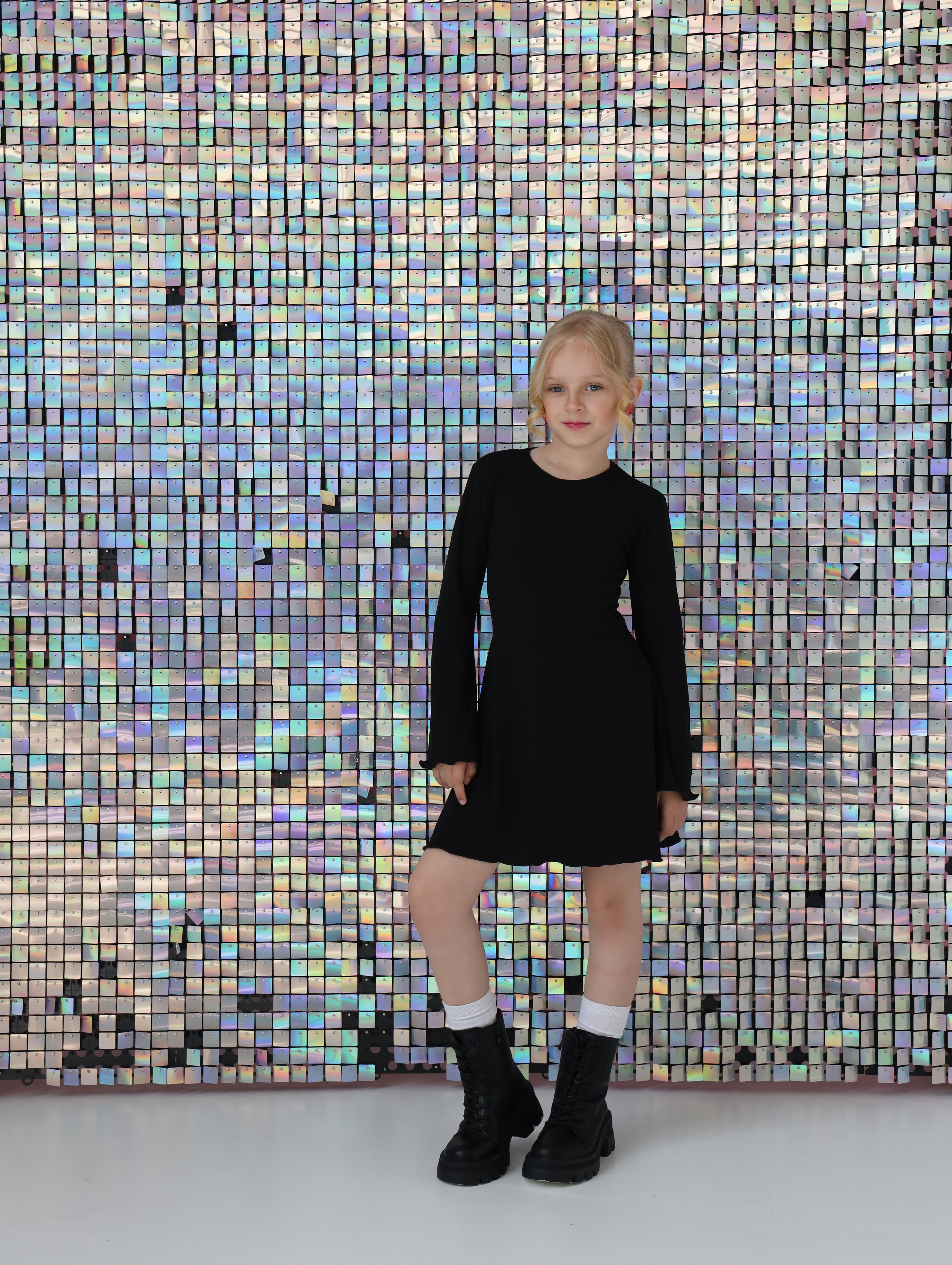 Каталожная съемка детской одежды для маркетплейса. Фотограф в Новосибирске Анна Полторацкая