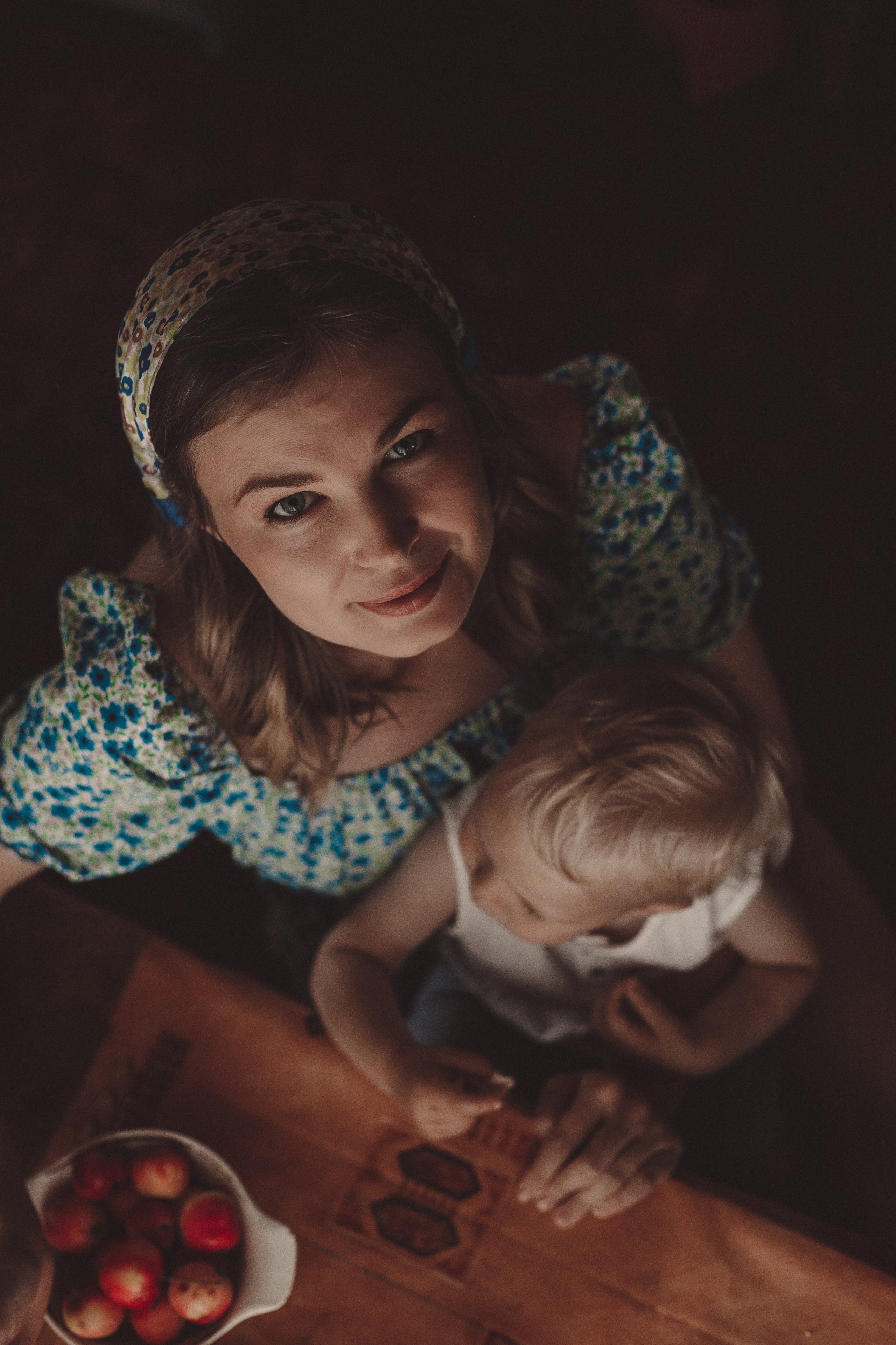 Семейная фотосессия - Люба и Платон: дачное детство. Семейный и женский фотограф Кемерово Мария Степ