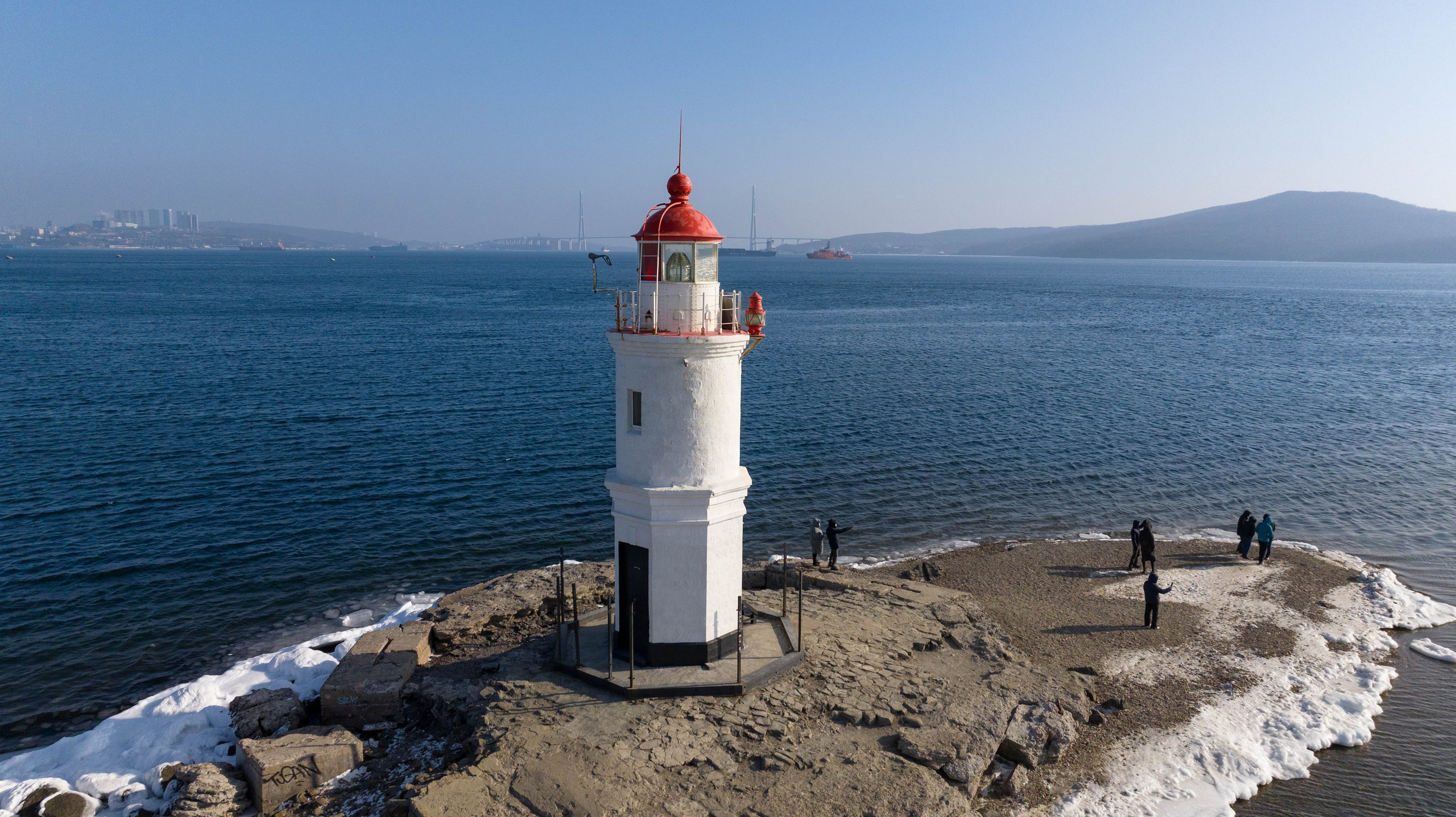 Маяк Токаревского. Турист оптимист