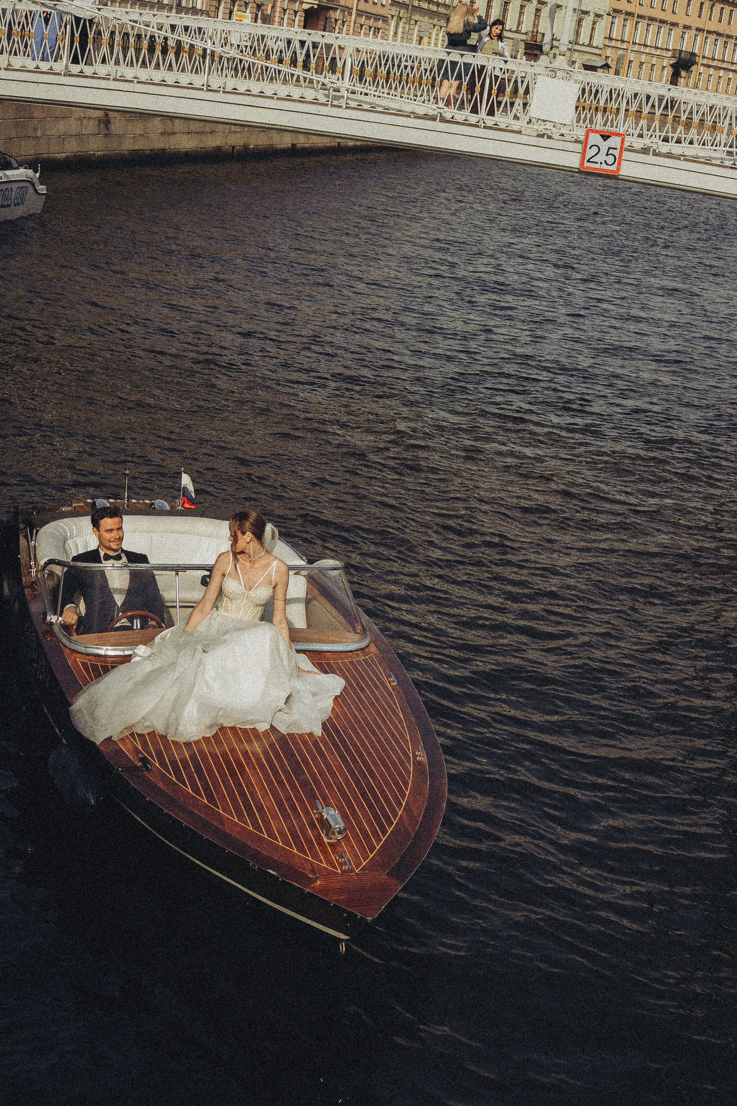 СВАБЕДНАЯ СЬЕМКА В СТУДИИ В ЦЕТРЕ САНТК-ПЕТЕРБУРГА. Профессиональный фотограф, Санкт-Петербург — Виктория Богомолова