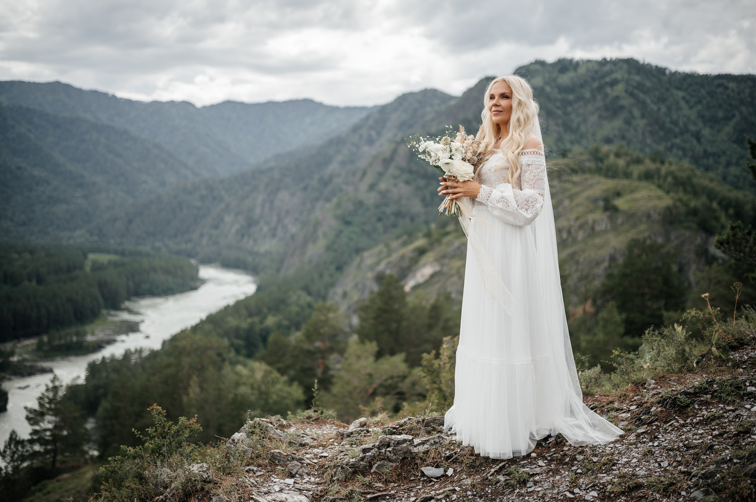 Паша и Даша. Свадебная  съемка на Алтае