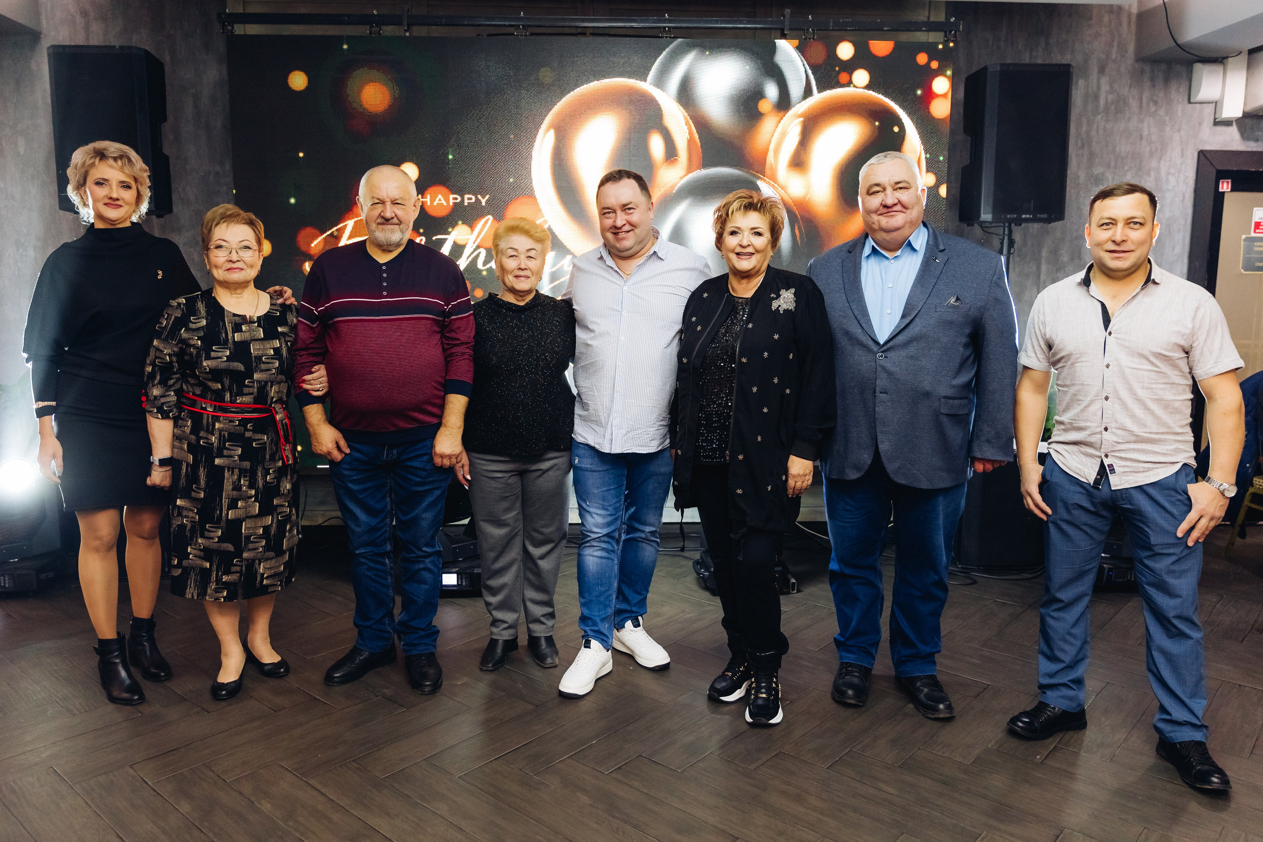 Юбилей в ресторане Вояж. Свадебный и семейный фотограф в Улан-Удэ