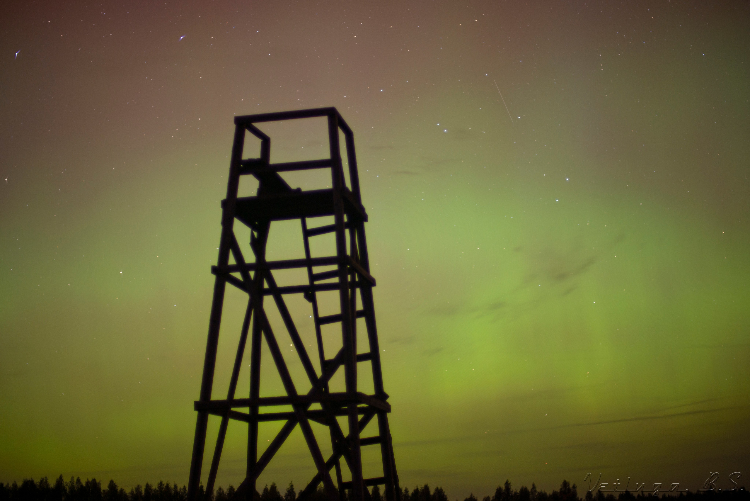 Северное сияние. Фотограф в Ветлуге Сергей Белов (VETLUGA B.S.)