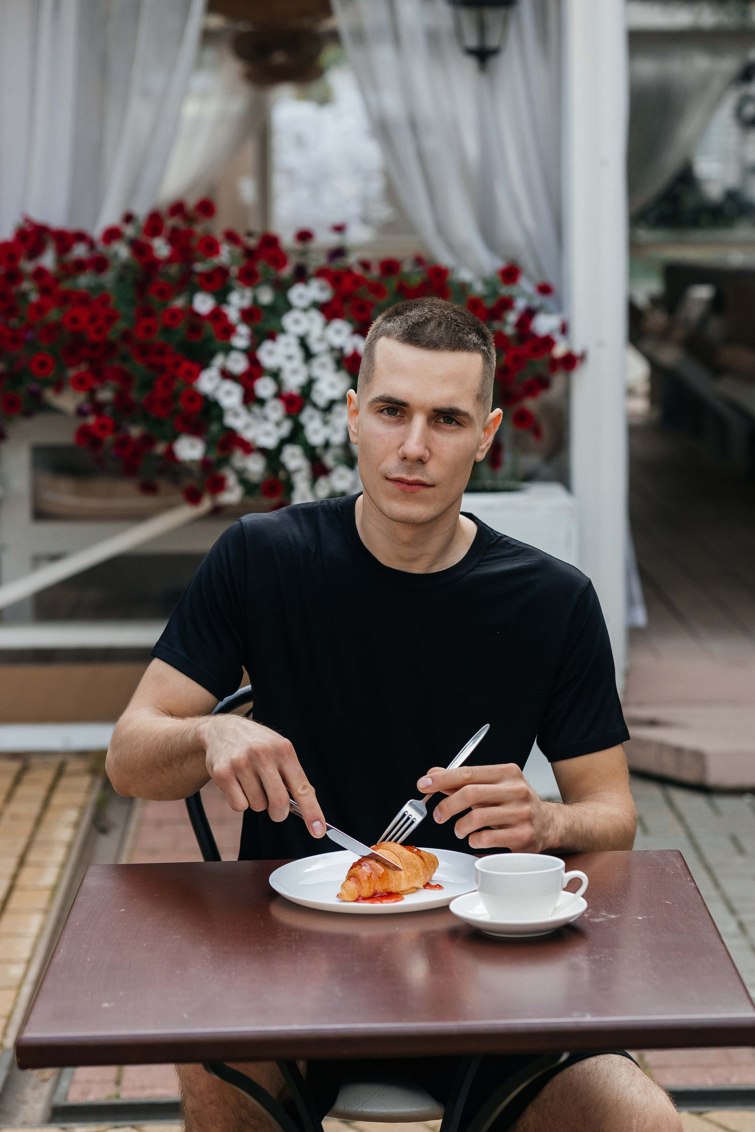 Романтическая фотосессия в исторической усадьбе. Олег Сверчков | Свадебный фотограф Вологда