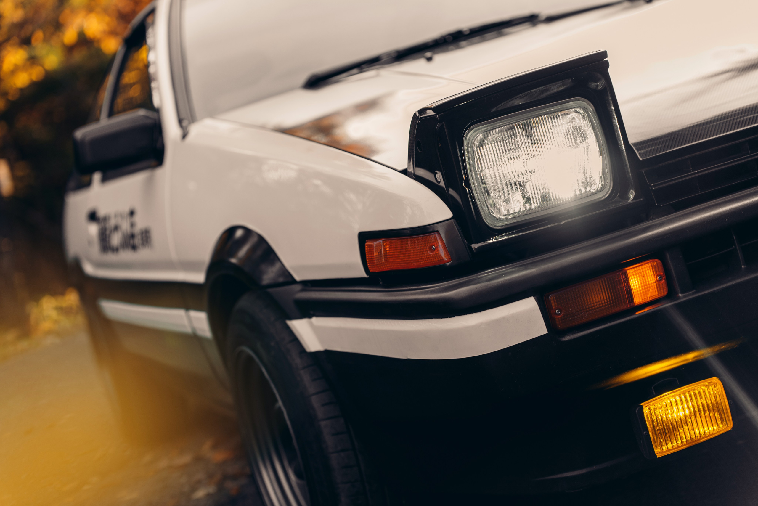 Toyota AE86 dxtakk. DeLorein