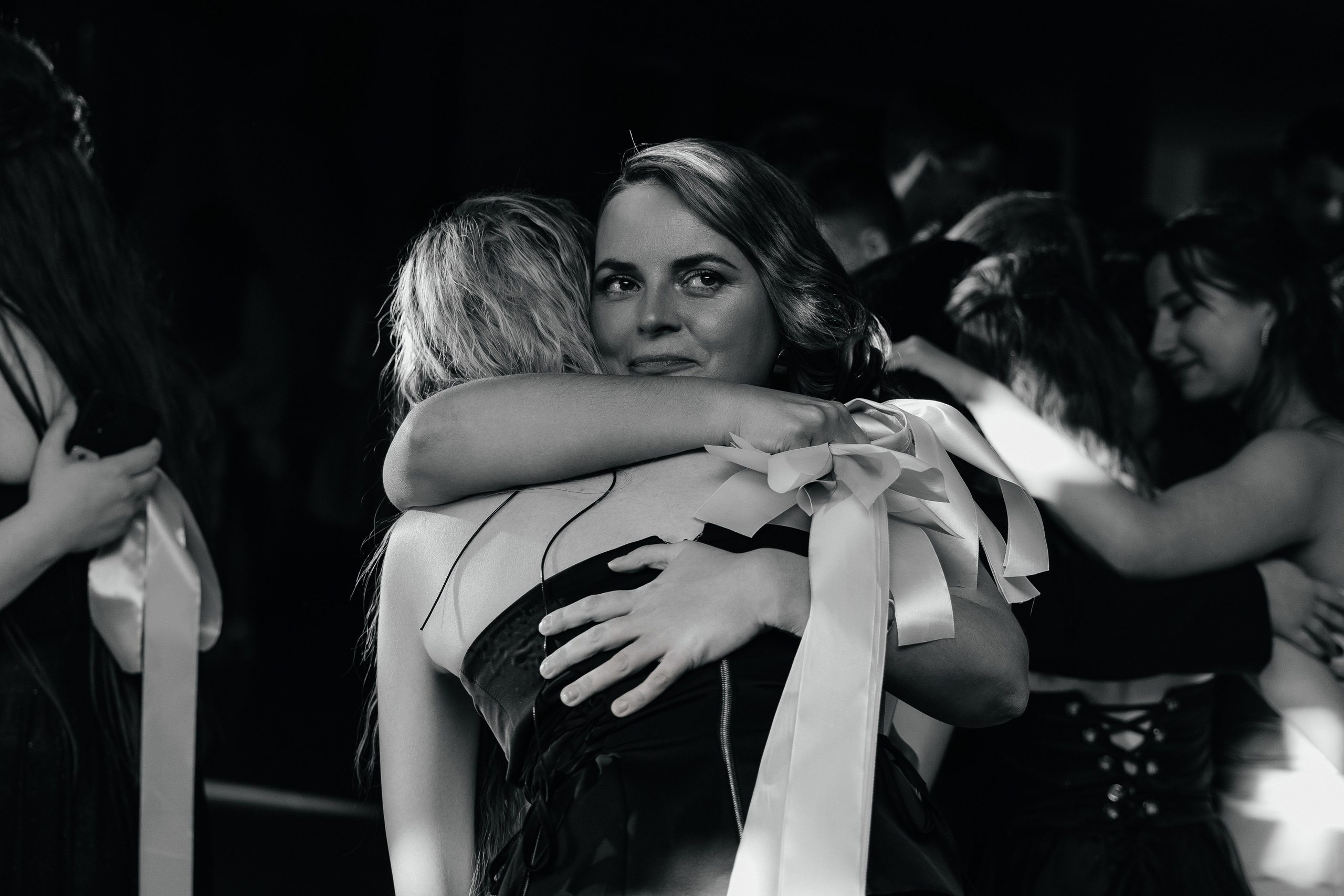 Школьный выпускной 2025 год в Минске, Беларуси. Свадебный фотограф в Минске/Беларуси Сергей Спиридонов