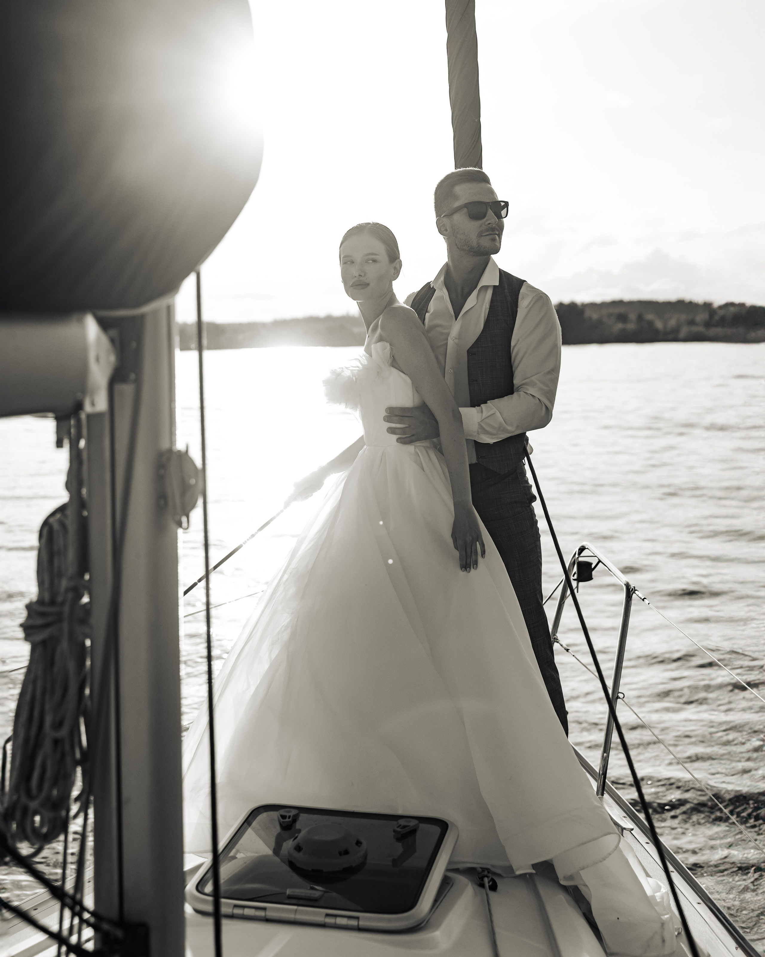 Свадебная фотосессия на яхте. Фотограф, ретушёр в Москве
