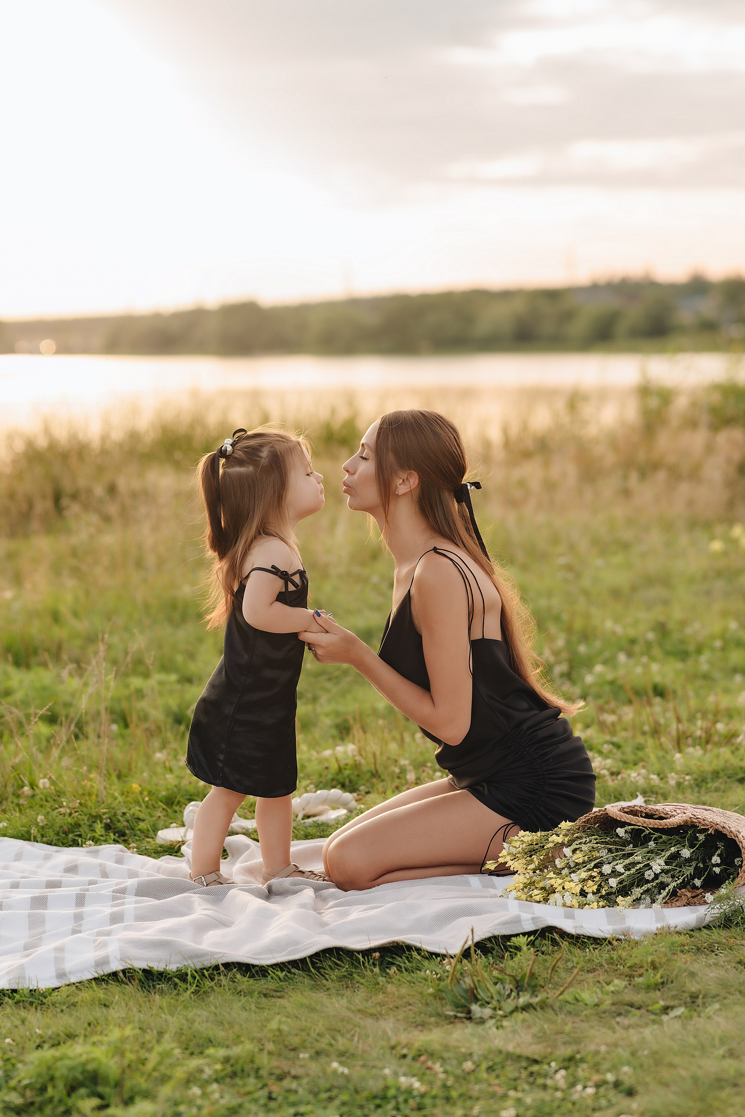 Юлия, Арина и Артём. Фотограф Карина Шмулёва. Воронеж и область