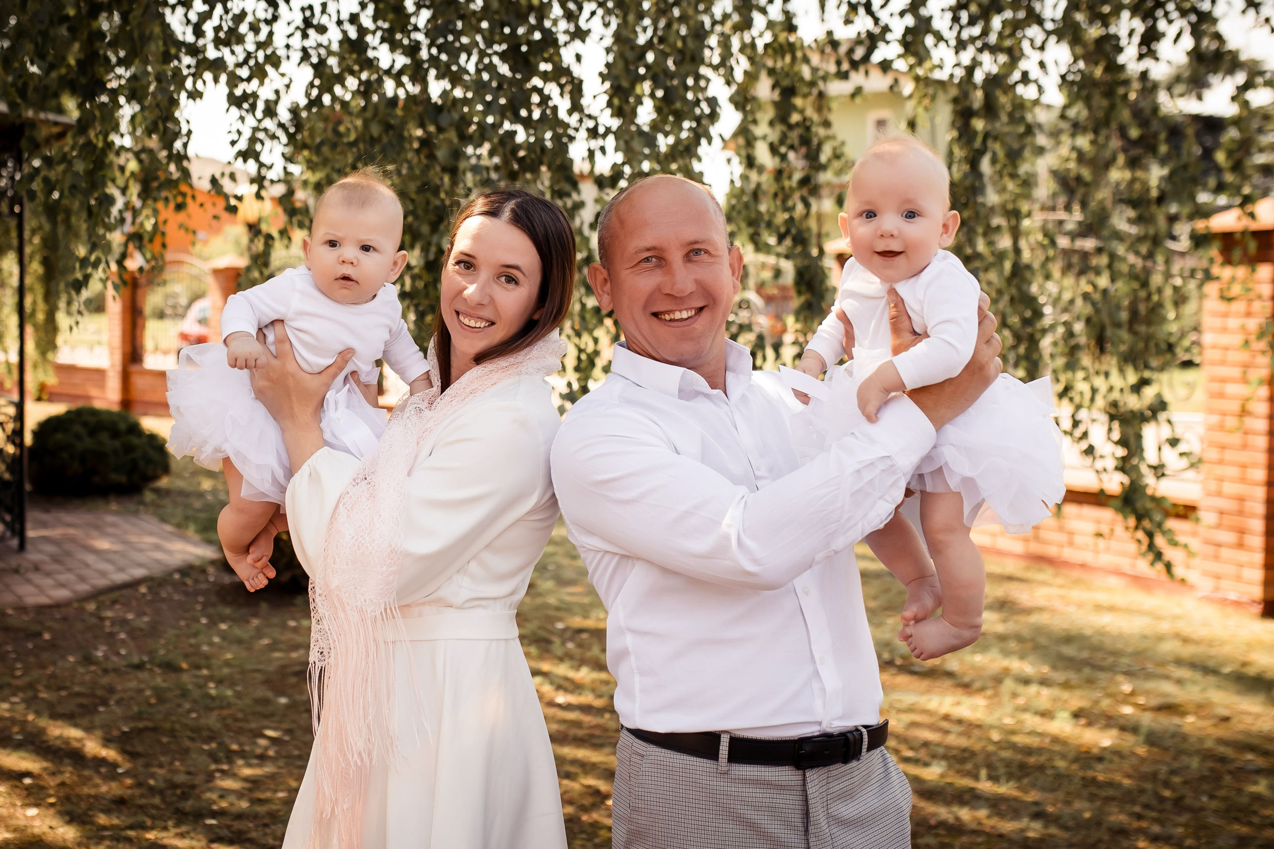 Крещение Милании и Эмилии