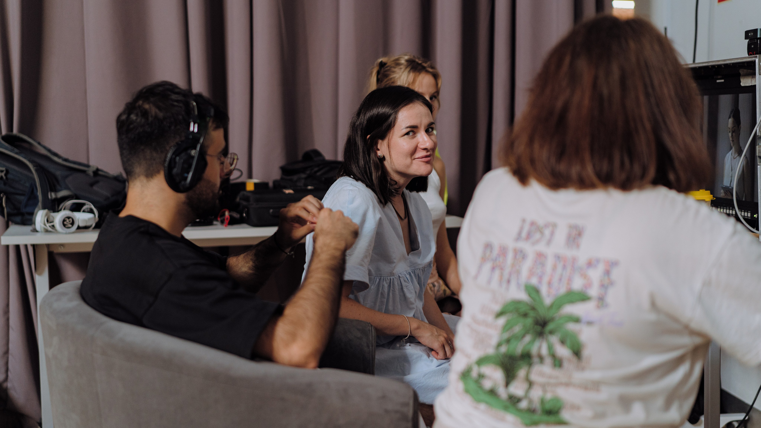 Женя Медведева / Уроки истории. Творческий и репортажный фотограф в Москве Клим Долгов