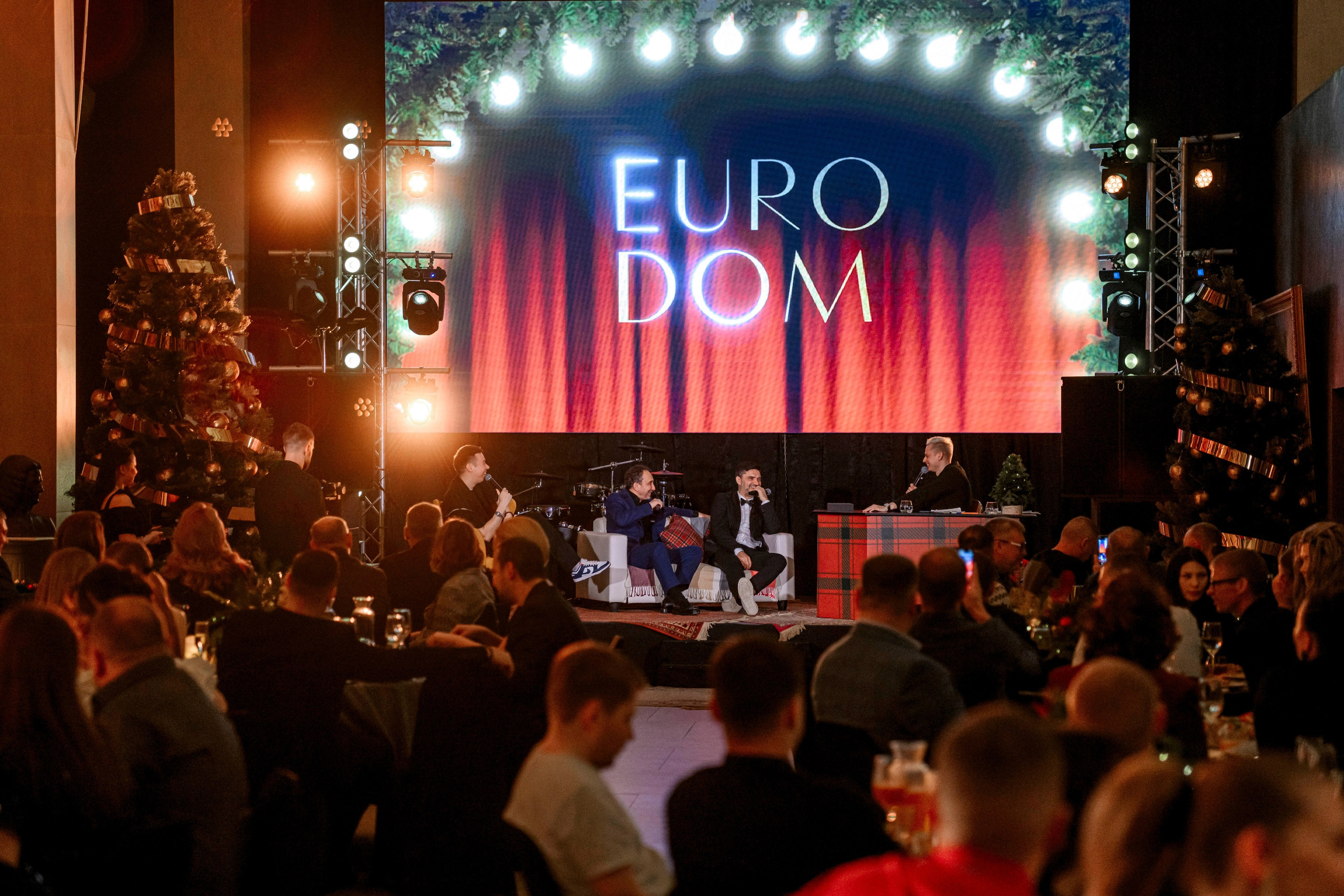 ВЕДУЩИЙ МЕРОПРИЯТИЙ