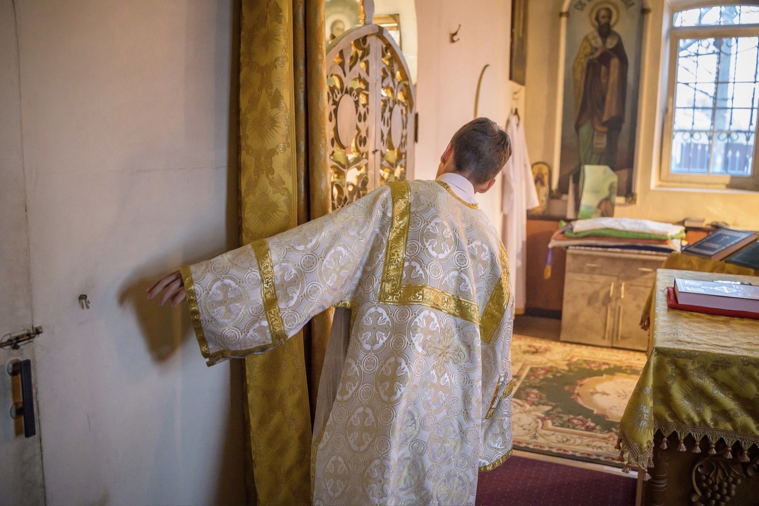 Антон и Татьяна Денисенко — В храме