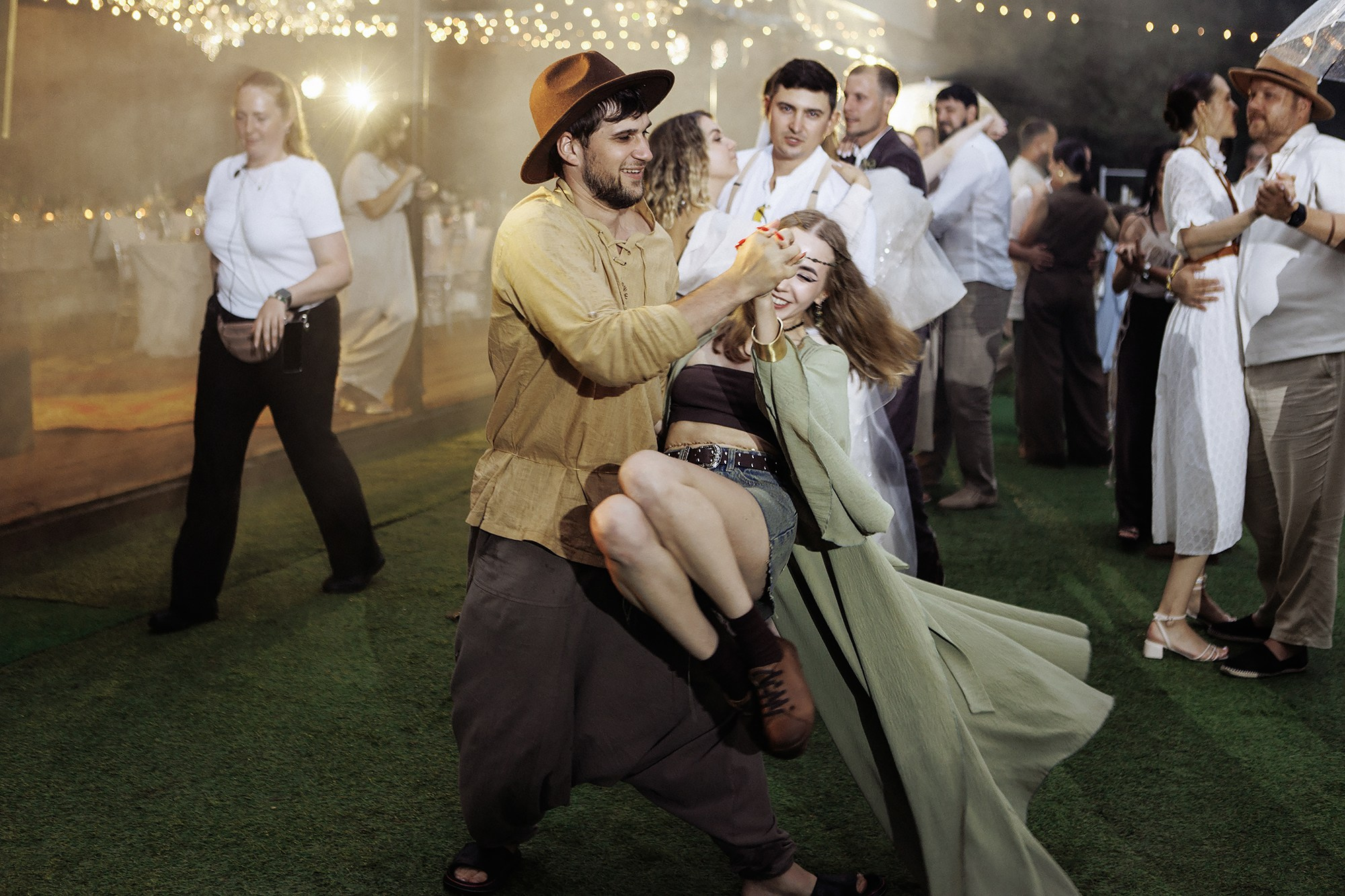 Костя и Даша 1.08.25. Свадебный фотограф Владивосток Алина Гевондова