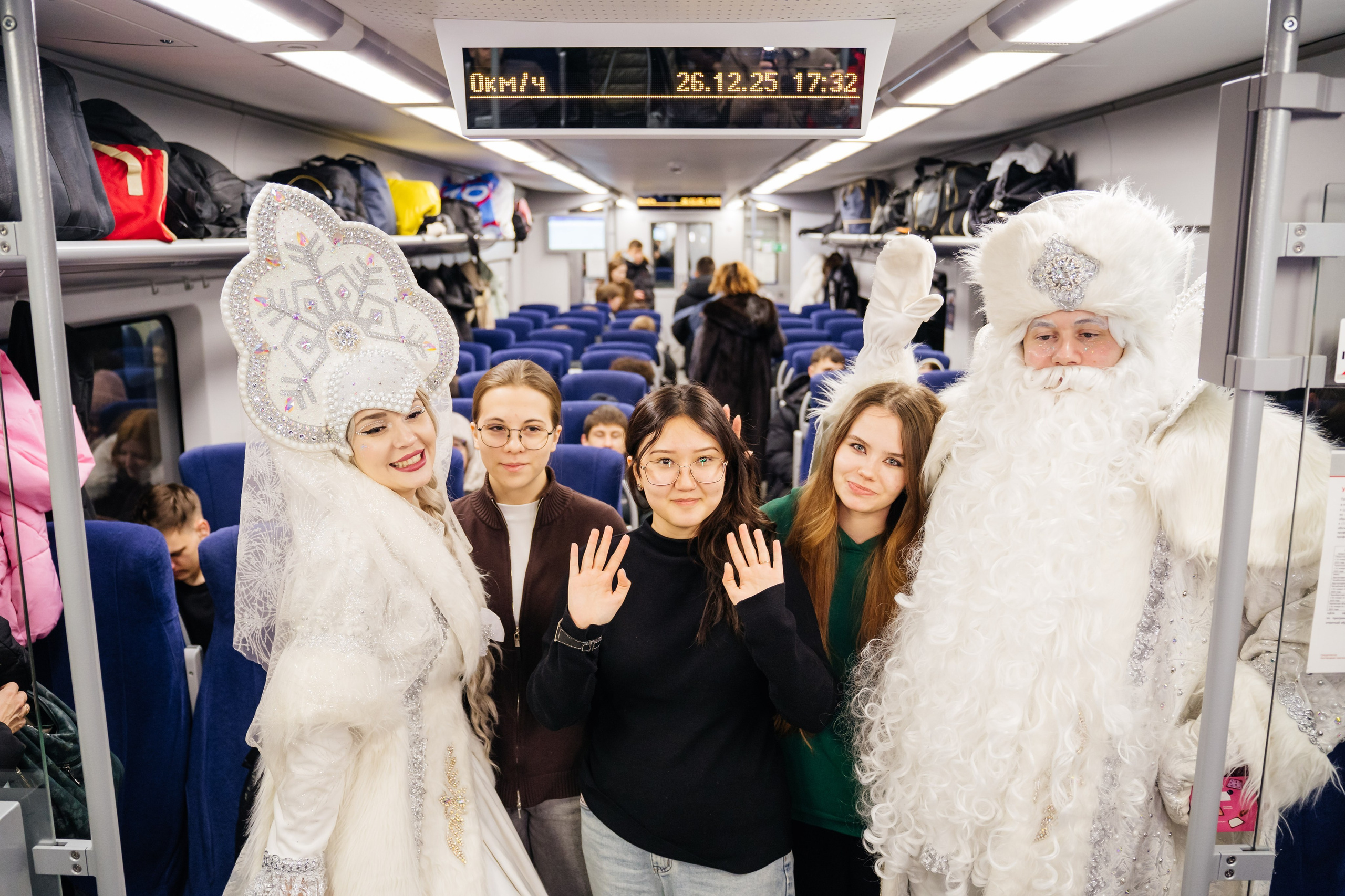 Новый год с РЖД. Видеограф и Фотограф в Челябинске Ксения и Владимир Рюмины