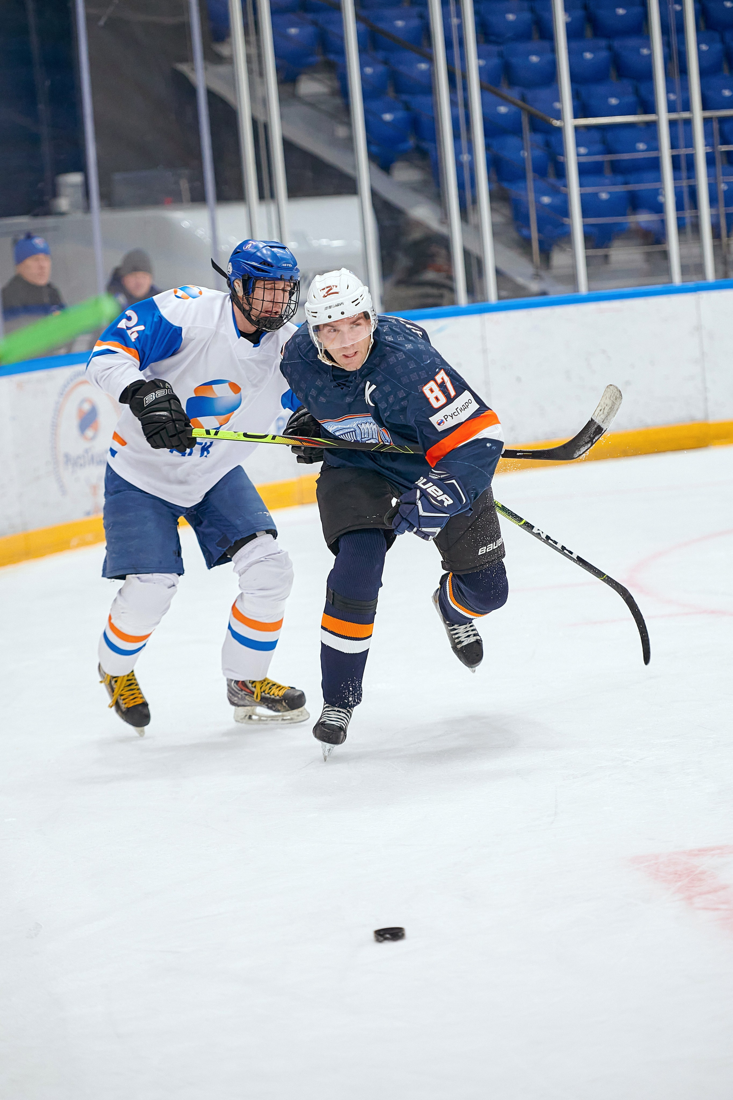 Портфолио репортажной фотосъёмки: Кристалл арена — Хоккей — РусГидро. Фотограф Яковлев Роман — Красноярск