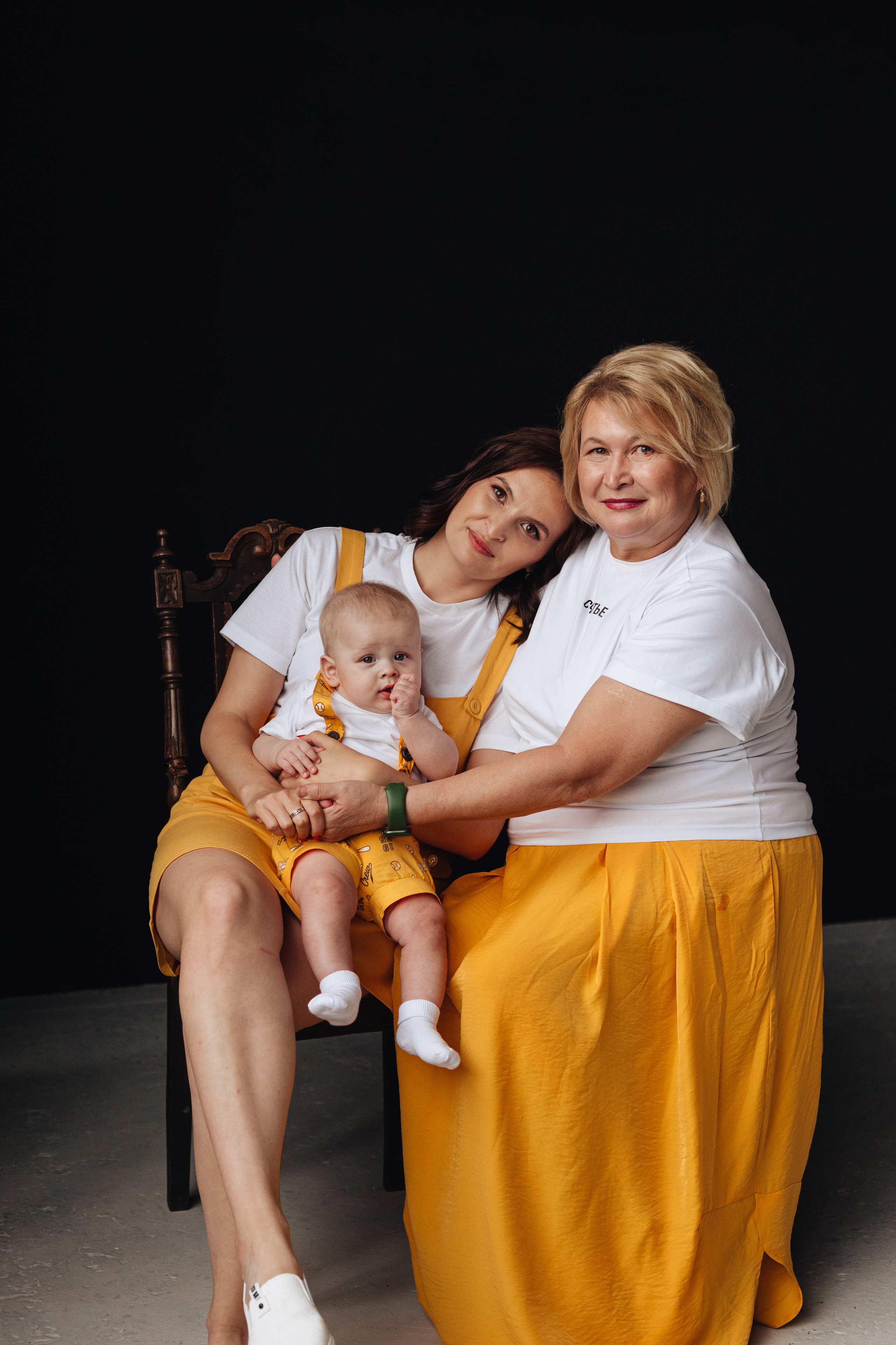 Фотопроект «МАМА». Студийная съемка. Фотограф на роды в Санкт-Петербурге Екатерина Сысоева