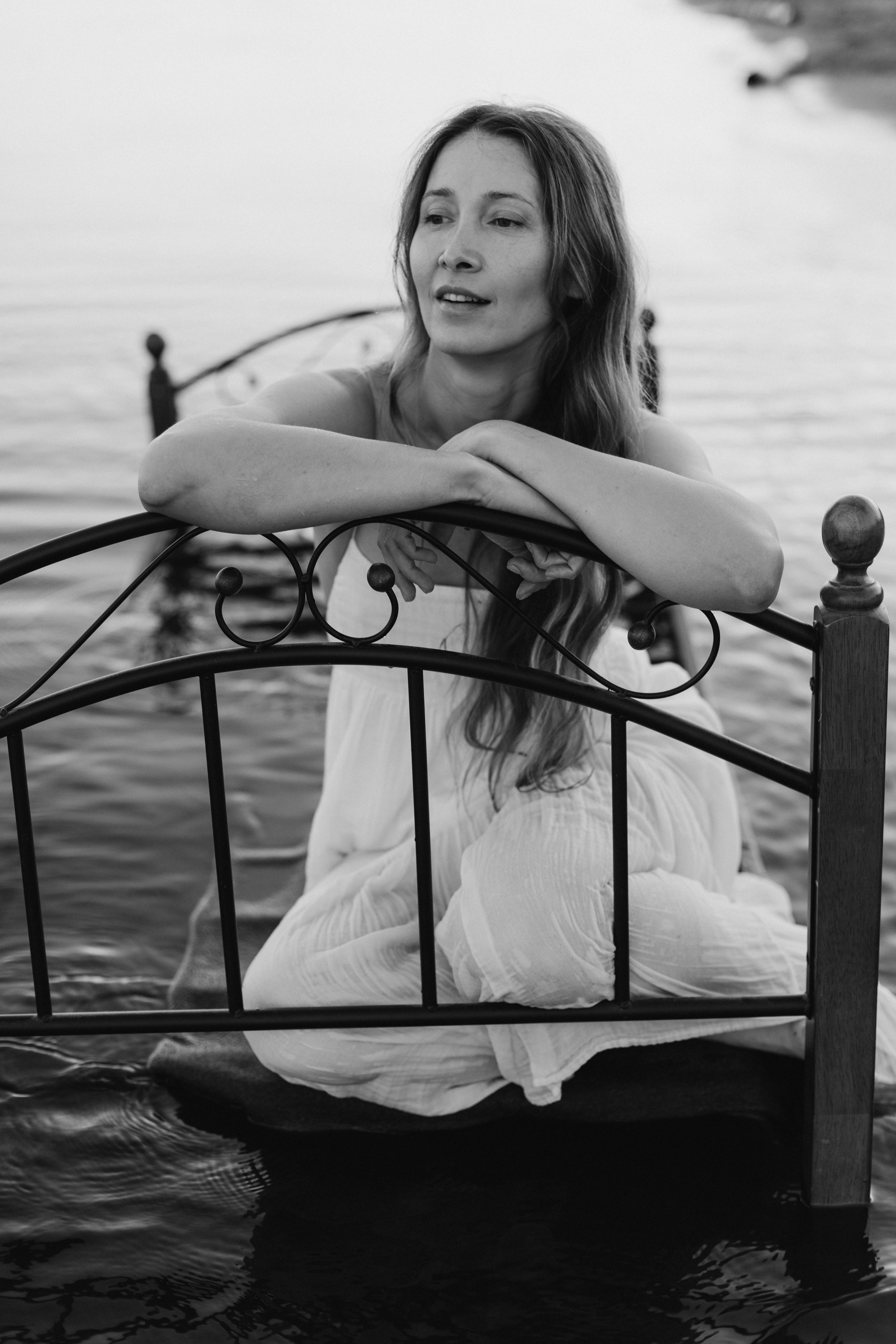 Кроватка. Финский залив. Фотограф на роды в Санкт-Петербурге Екатерина Сысоева