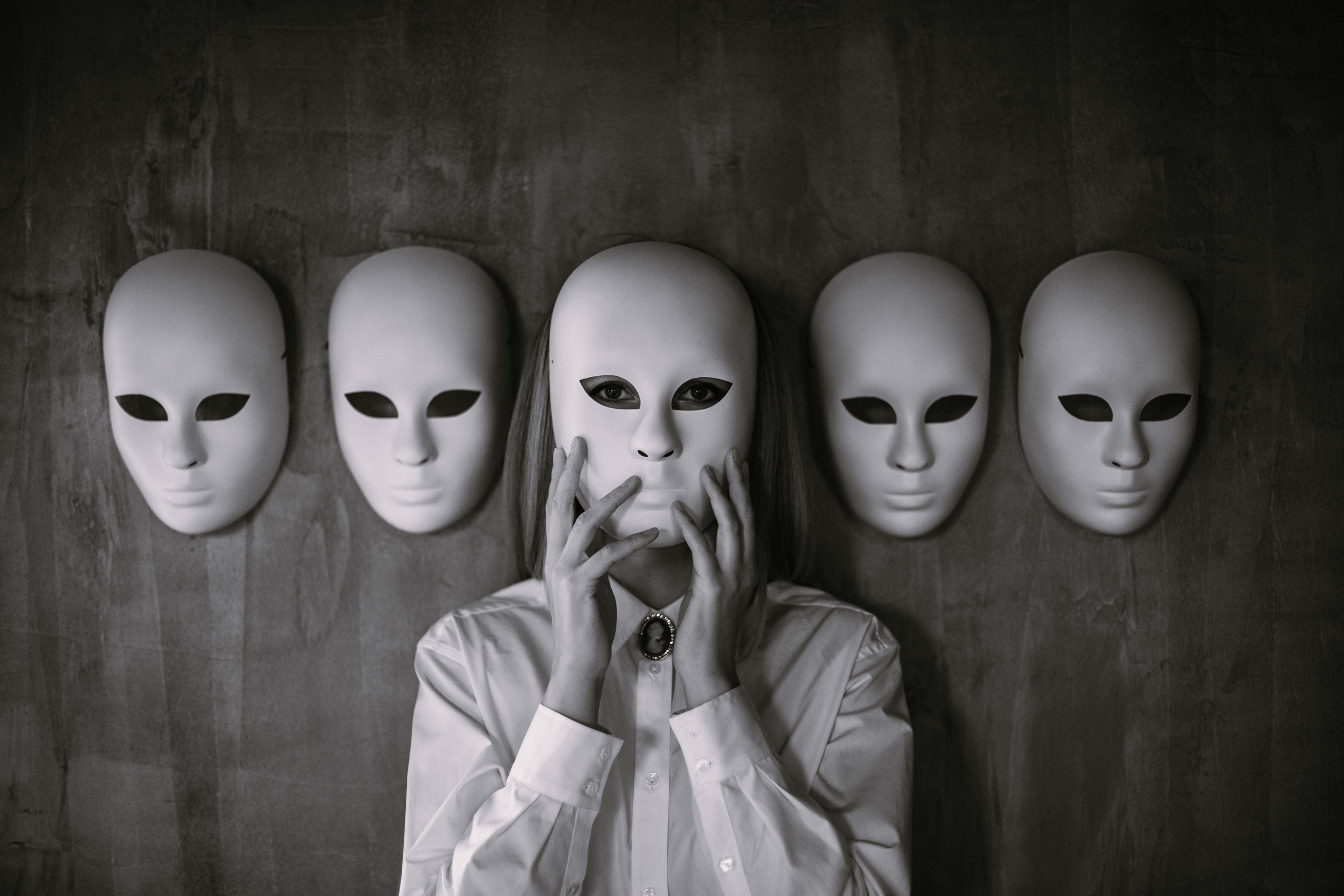 Маски. Фотограф на роды в Санкт-Петербурге Екатерина Сысоева