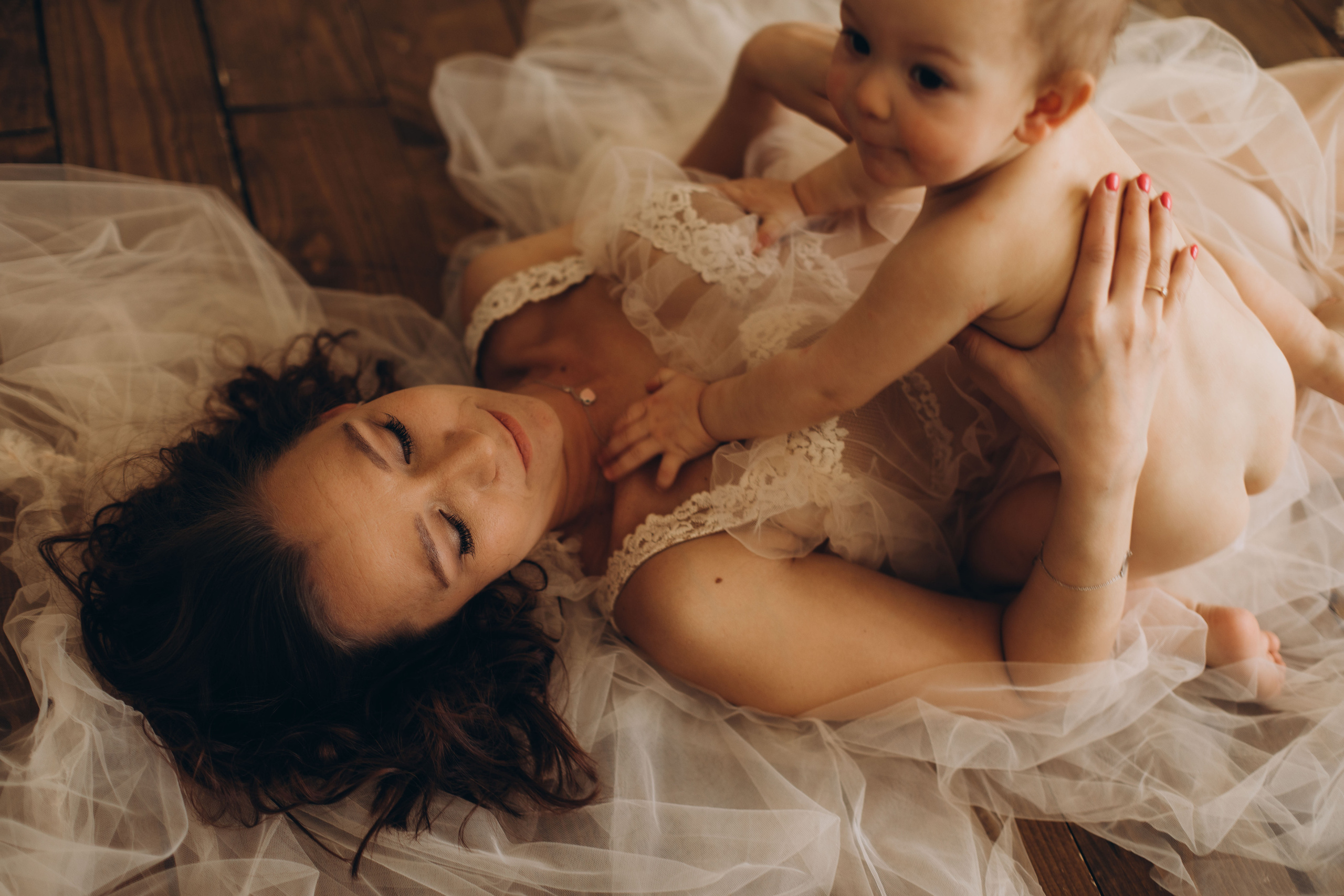 Беж. Фотограф на роды в Санкт-Петербурге Екатерина Сысоева