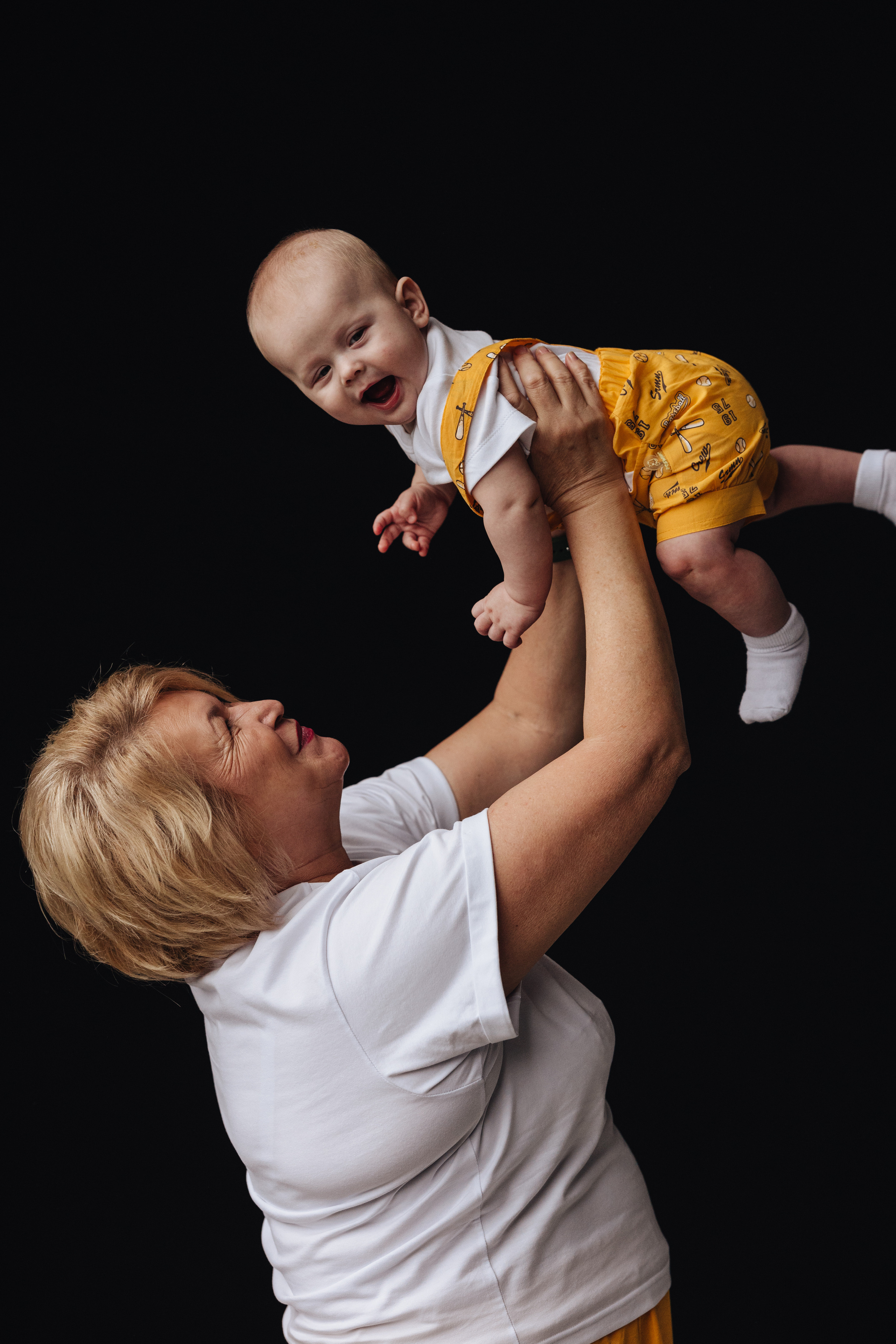 Фотопроект «МАМА». Студийная съемка. Фотограф на роды в Санкт-Петербурге Екатерина Сысоева