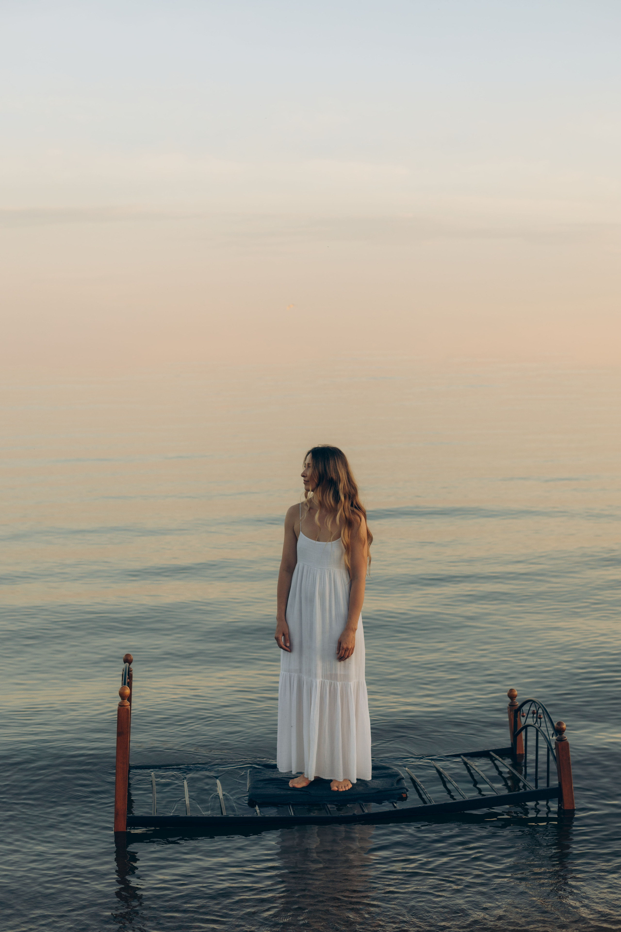 Кроватка. Финский залив. Фотограф на роды в Санкт-Петербурге Екатерина Сысоева