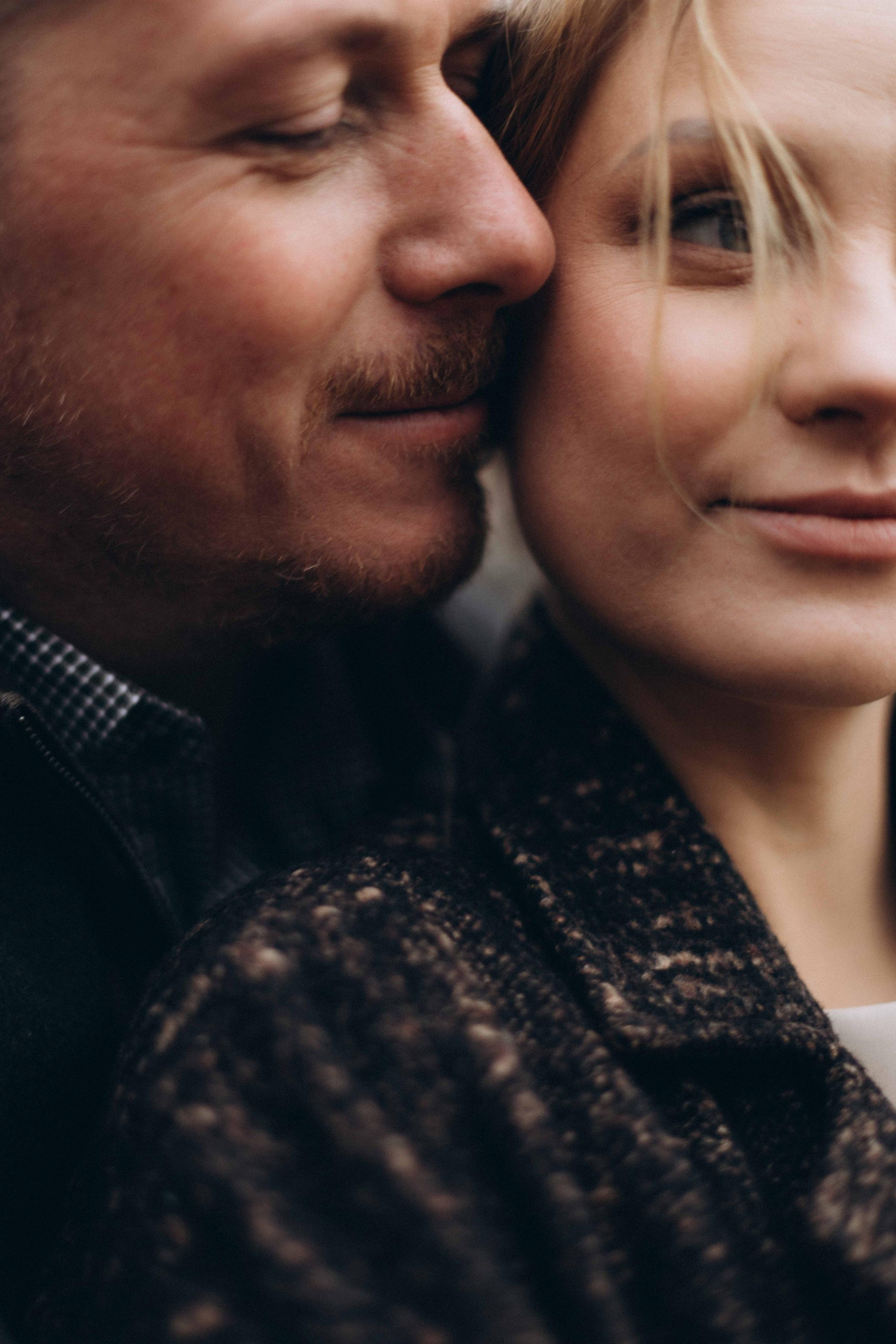 Крупный портрет жениха и невесты