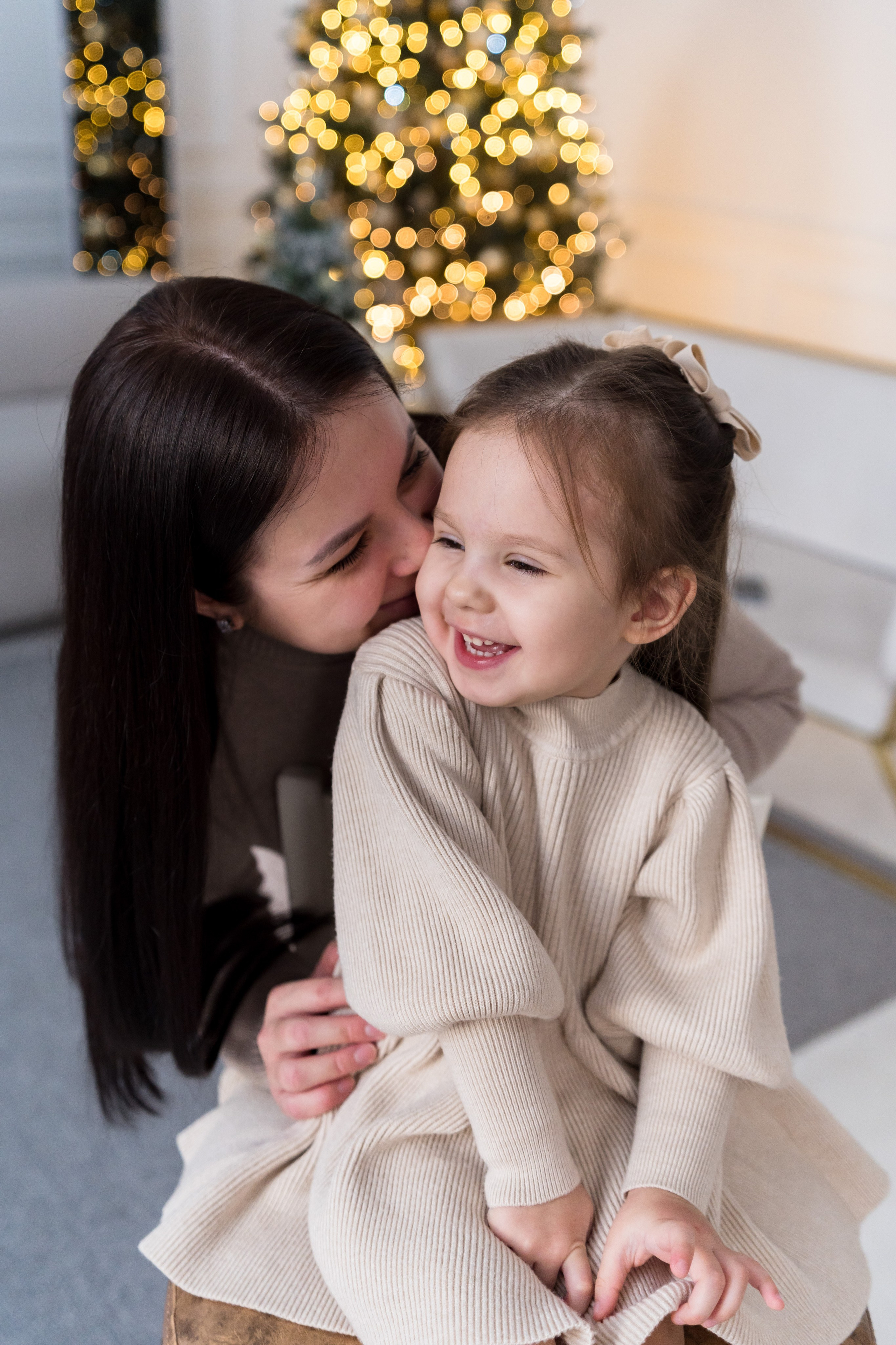 Фотосессия семейная в студии Фабрика для Евгении и Евы. Свадебный и семейный фотограф в Омске Белозерова Александра