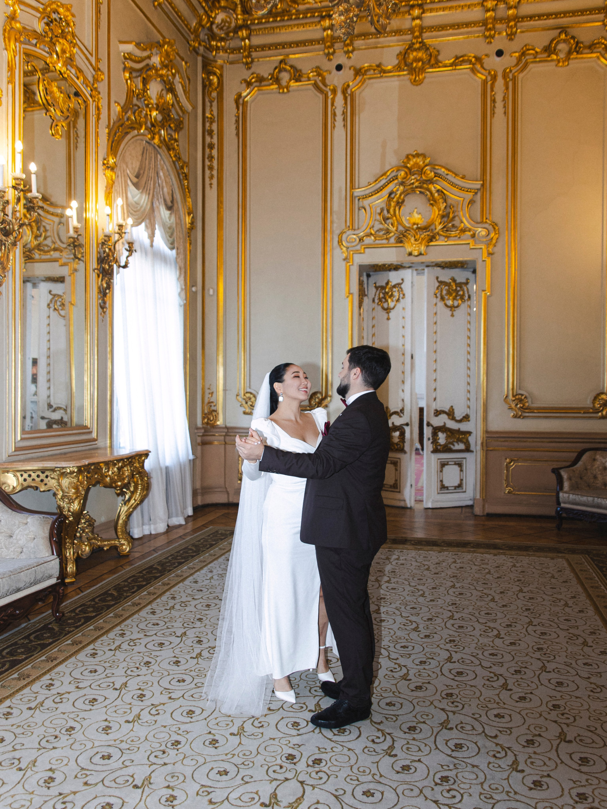 Дворец бракосочетания на Английской набережной. Фотограф СПБ Засорина Юлия