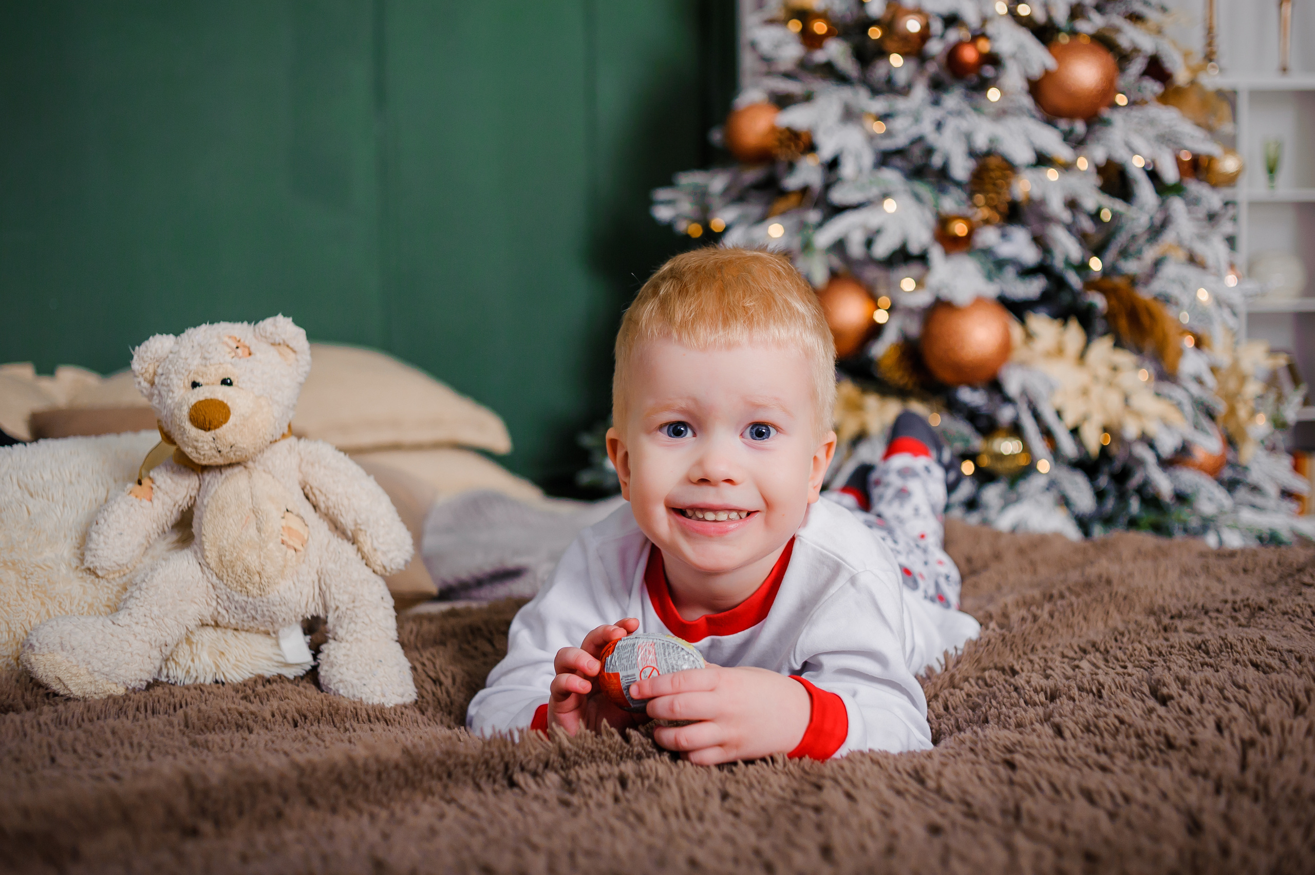 Детский и семейный фотограф в Рязани Валя Лялина. Фотограф новорождённых в Рязани, фотосъемка выписки из роддома, крещен