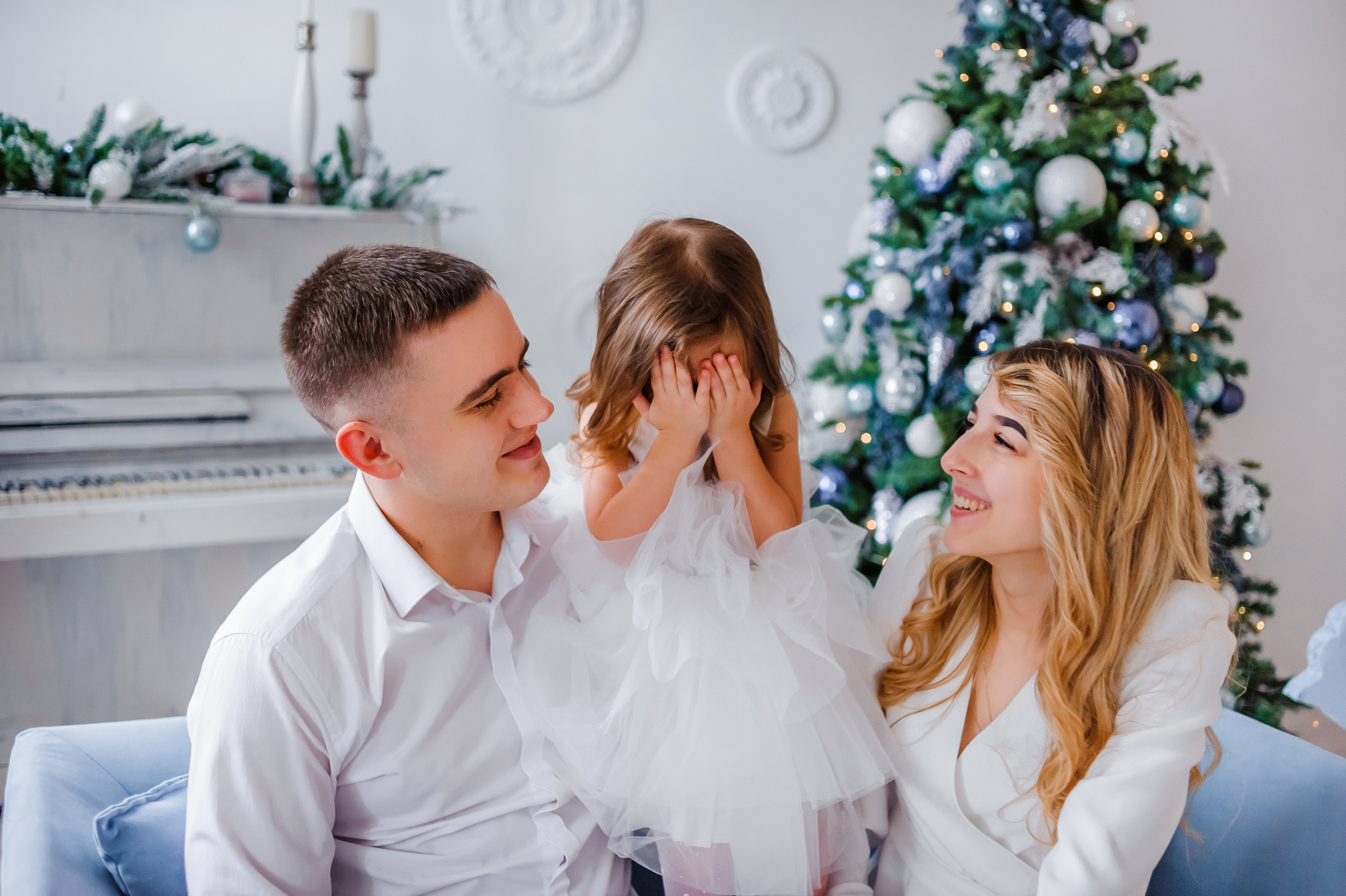 Детский и семейный фотограф в Рязани Валя Лялина. Фотограф новорождённых в Рязани, фотосъемка выписки из роддома, крещен