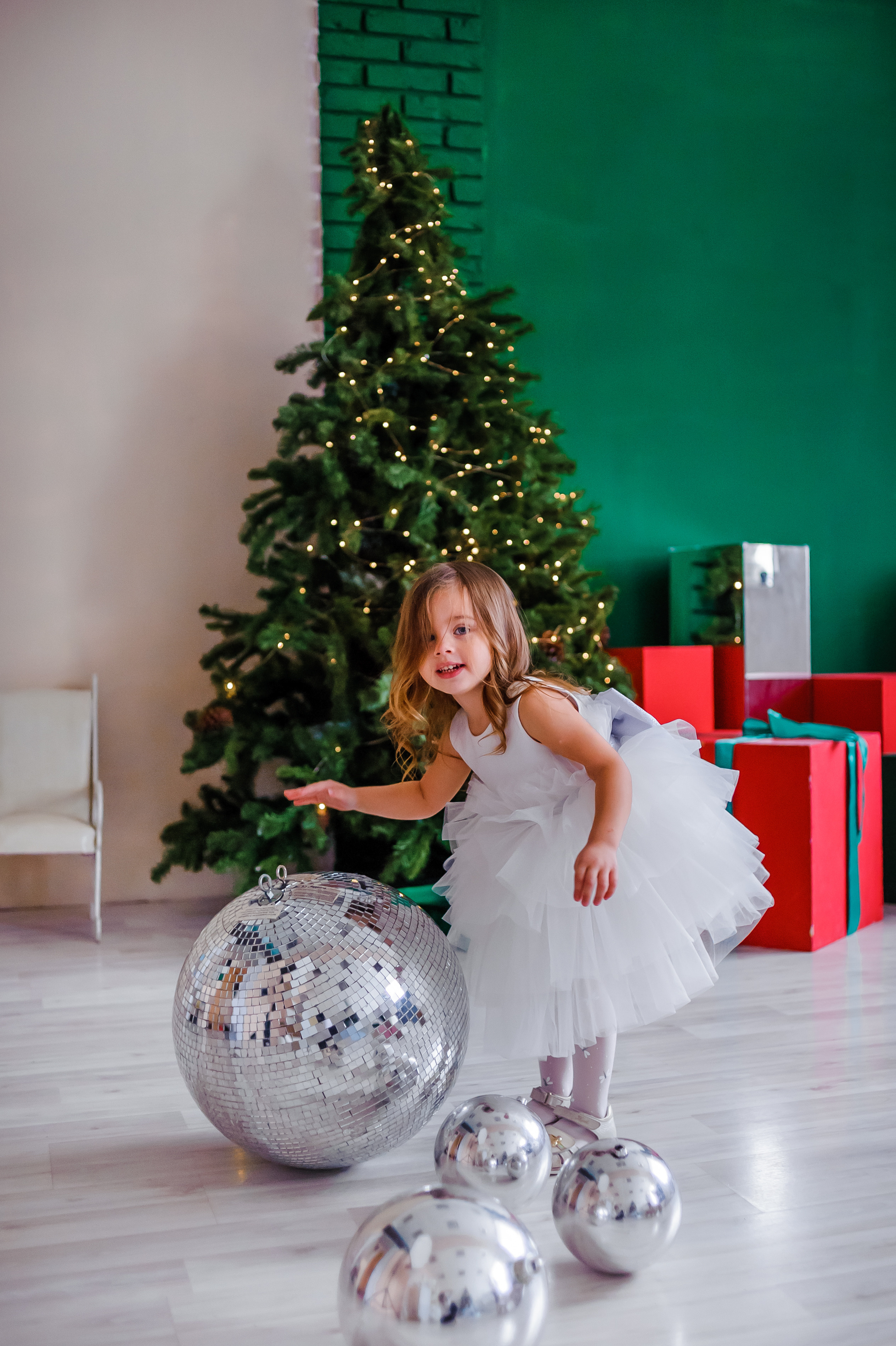 Детский и семейный фотограф в Рязани Валя Лялина. Фотограф новорождённых в Рязани, фотосъемка выписки из роддома, крещен