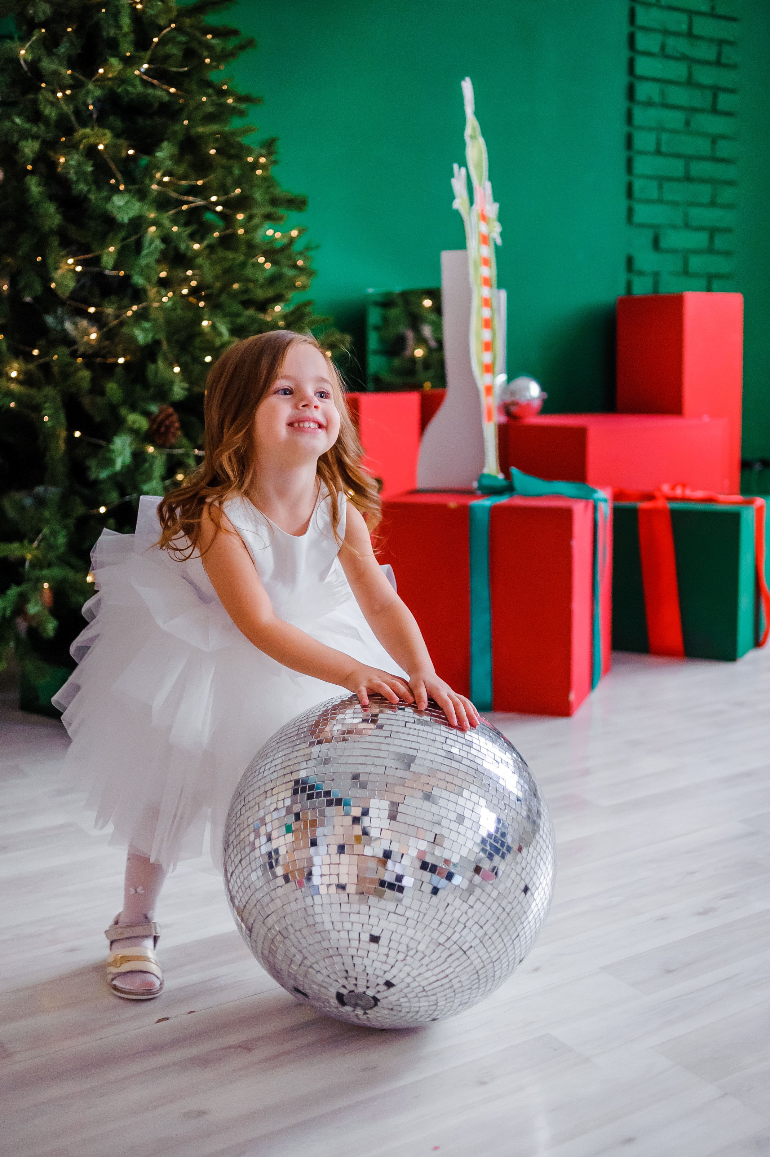 Детский и семейный фотограф в Рязани Валя Лялина. Фотограф новорождённых в Рязани, фотосъемка выписки из роддома, крещен