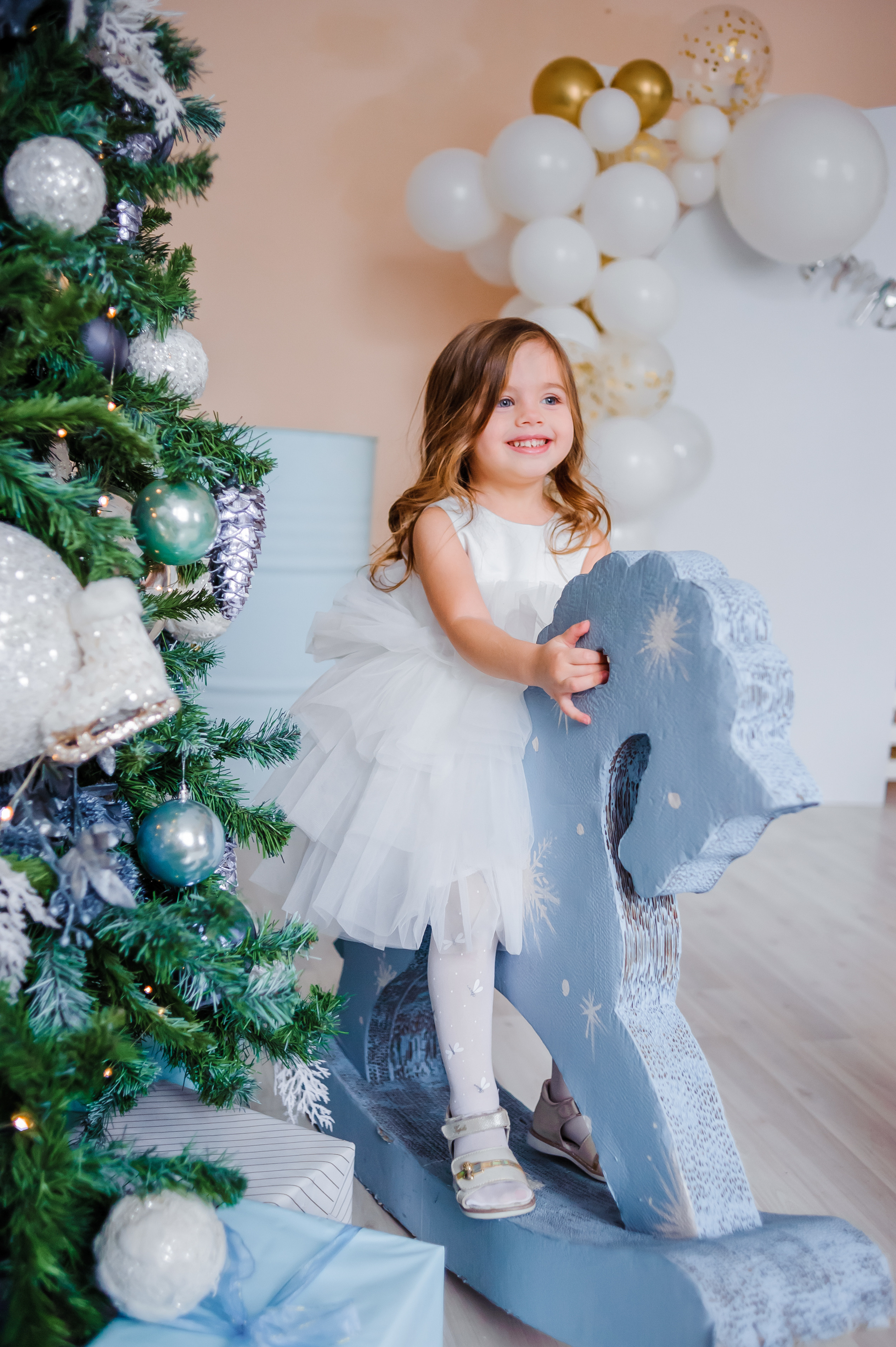Детский и семейный фотограф в Рязани Валя Лялина. Фотограф новорождённых в Рязани, фотосъемка выписки из роддома, крещен