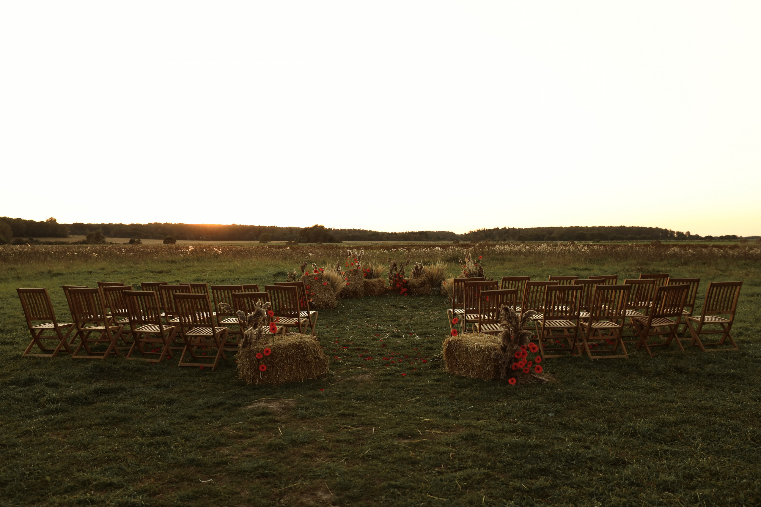 I & E. Anastasia Jes