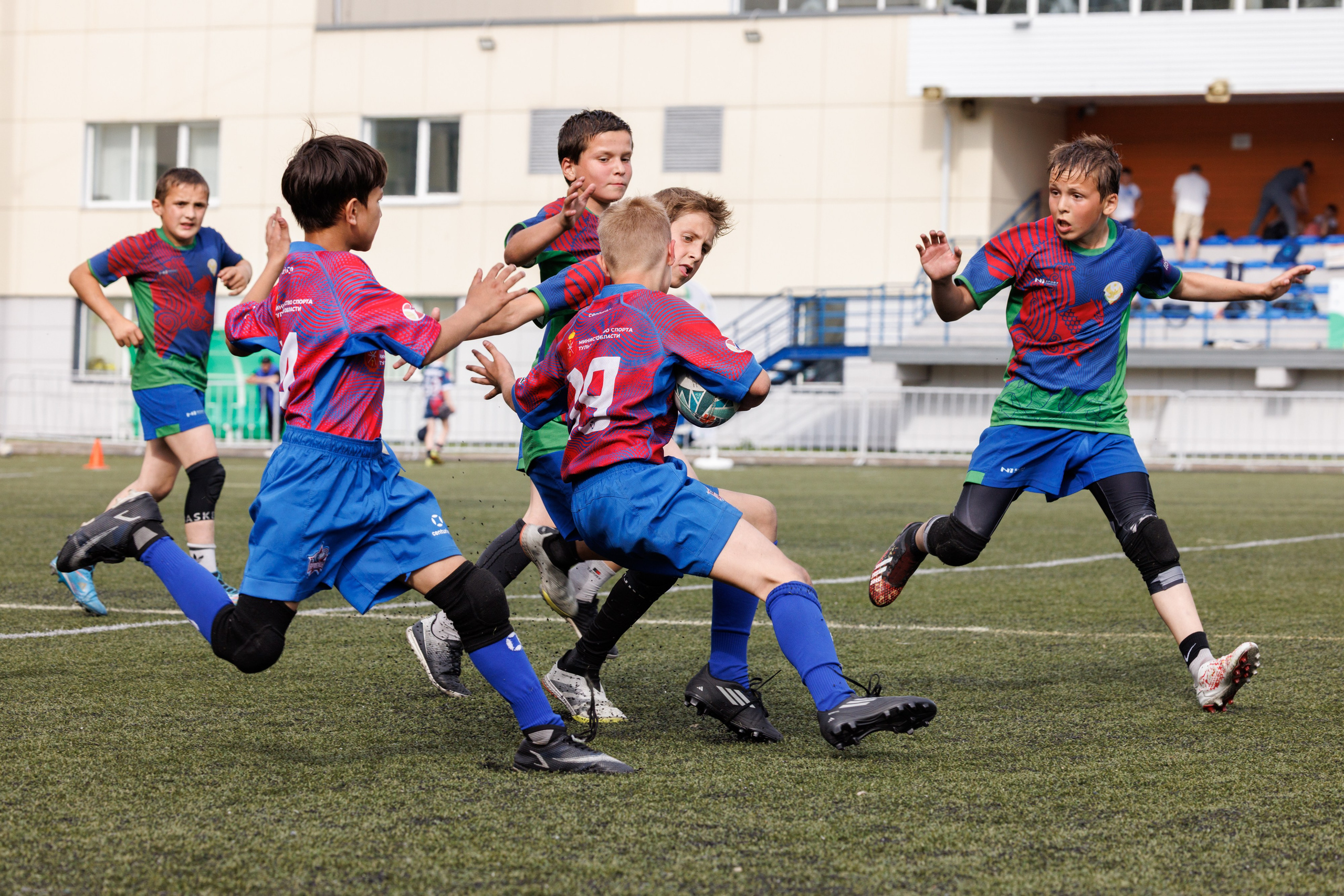 Золотой овал 2025. Спортивный фотограф Алексей Соломин